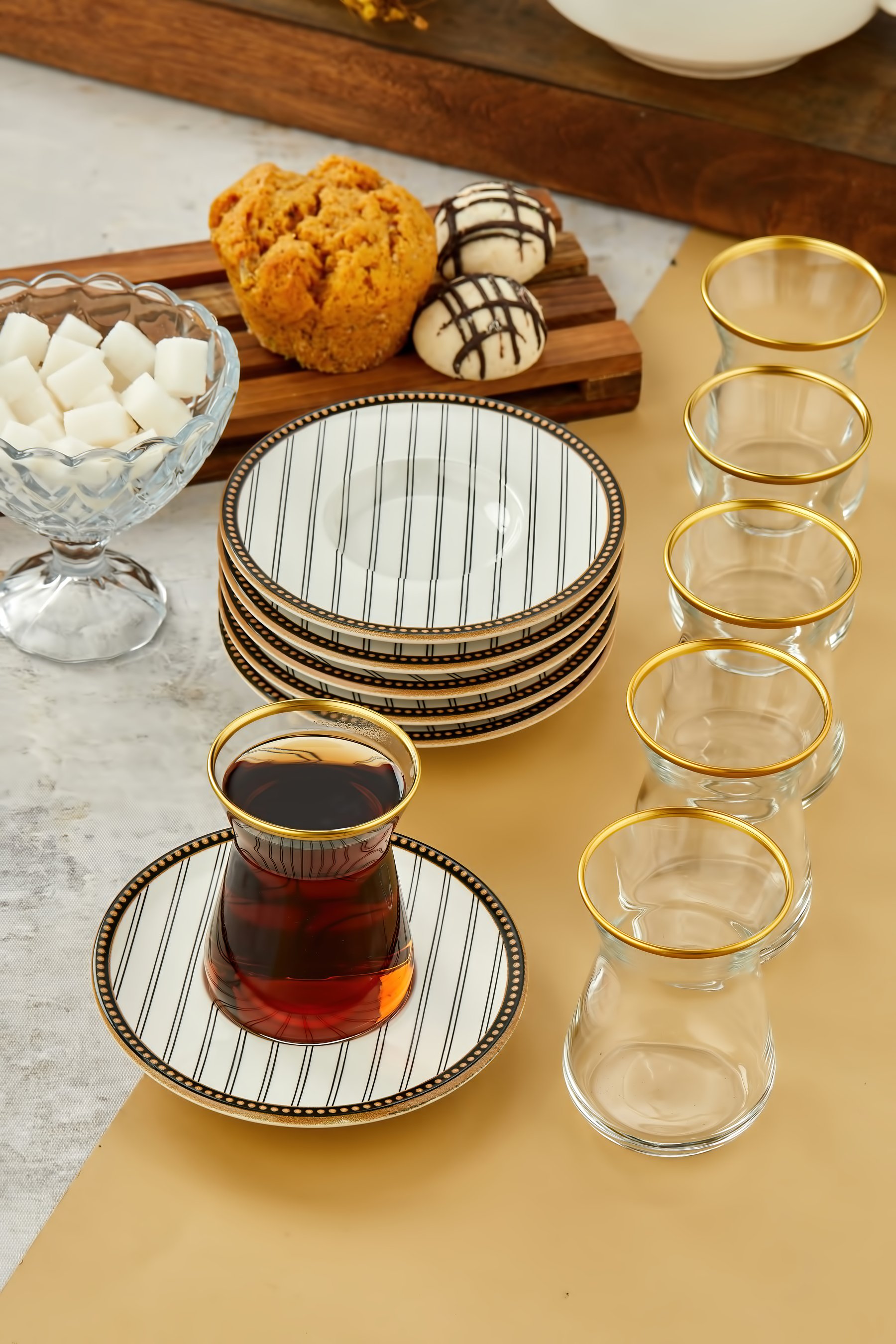 Gold Dekorlu 12 Parça 6 Kişilik Çay Bardağı ve Tabağı, Çay Takımı, Çay Seti