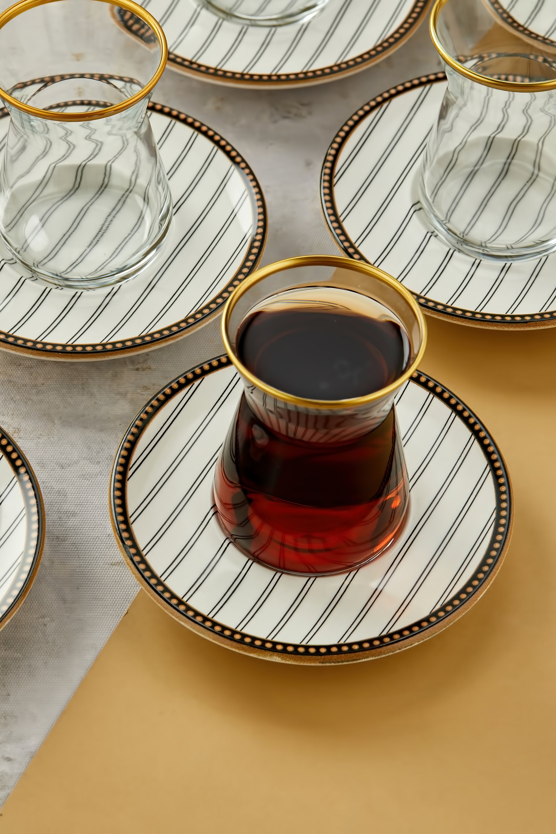Gold Dekorlu 12 Parça 6 Kişilik Çay Bardağı ve Tabağı, Çay Takımı, Çay Seti