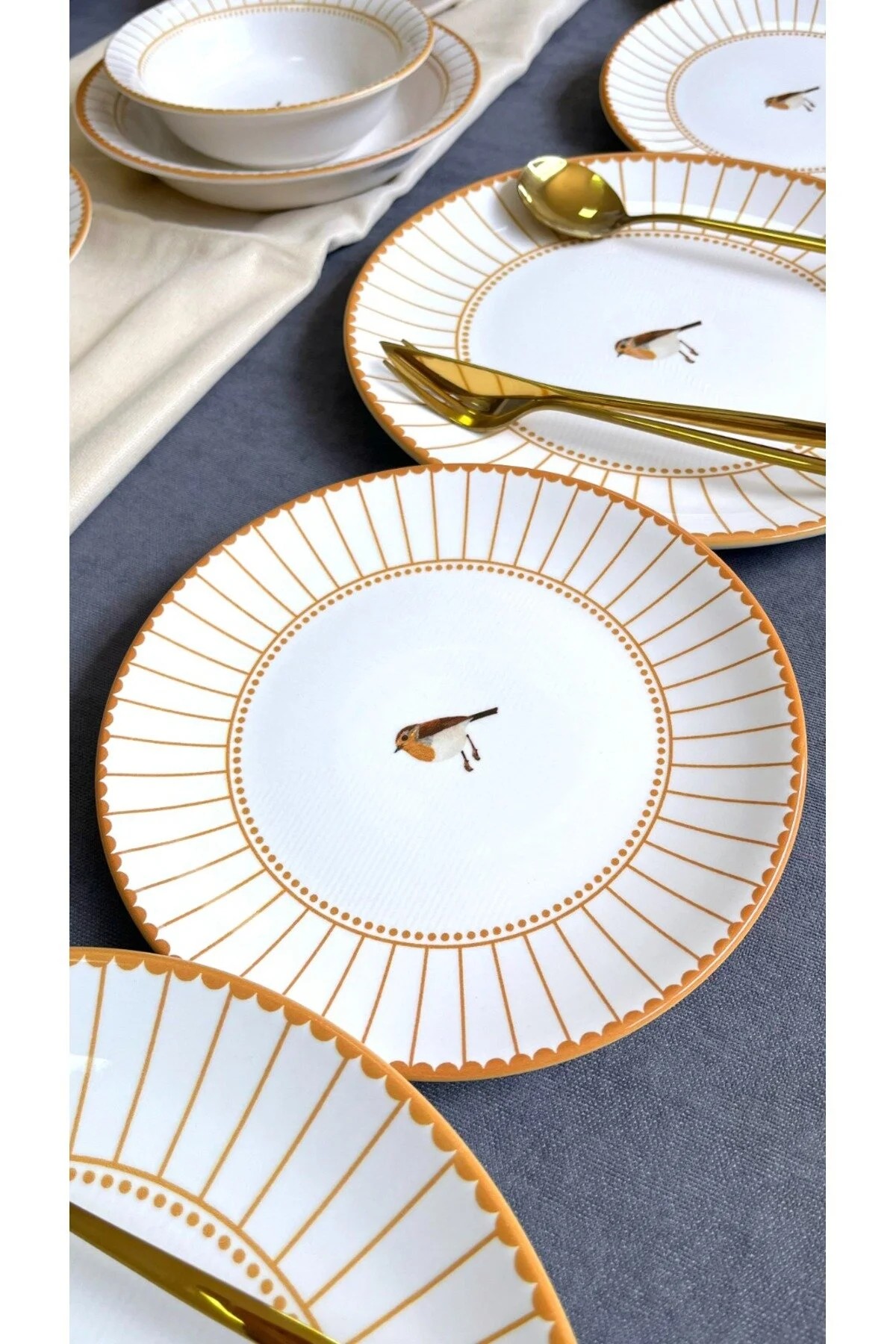 Birds 24 Parça 6 Kişilik Yemek Takımı – Kuş Desenli Modern ve Zarif Sofra Tasarımı