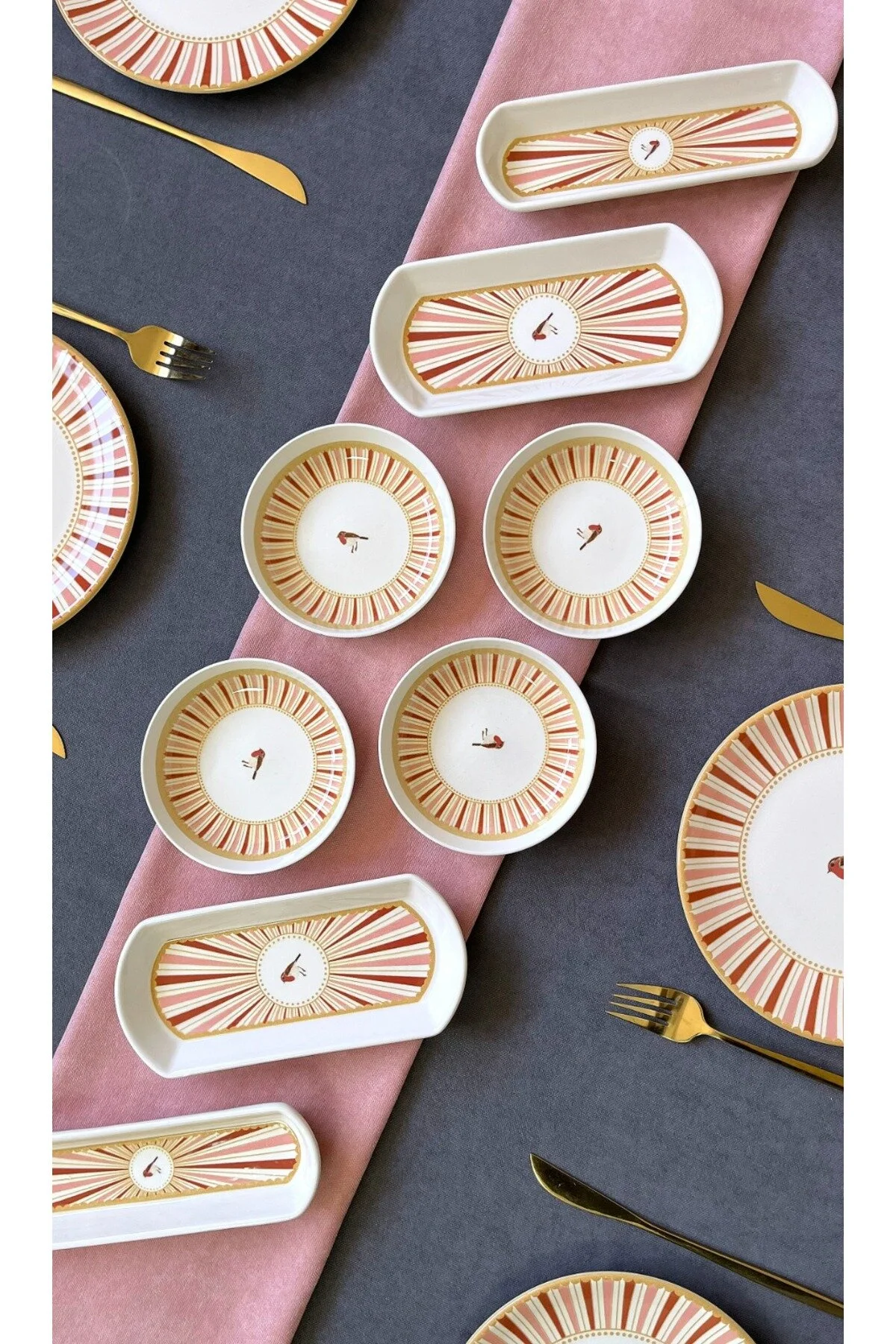 Sevda Kuşu Kırmızı Kuş Desenli 14 Parça 6 Kişilik Kahvaltı Takımı, Seti