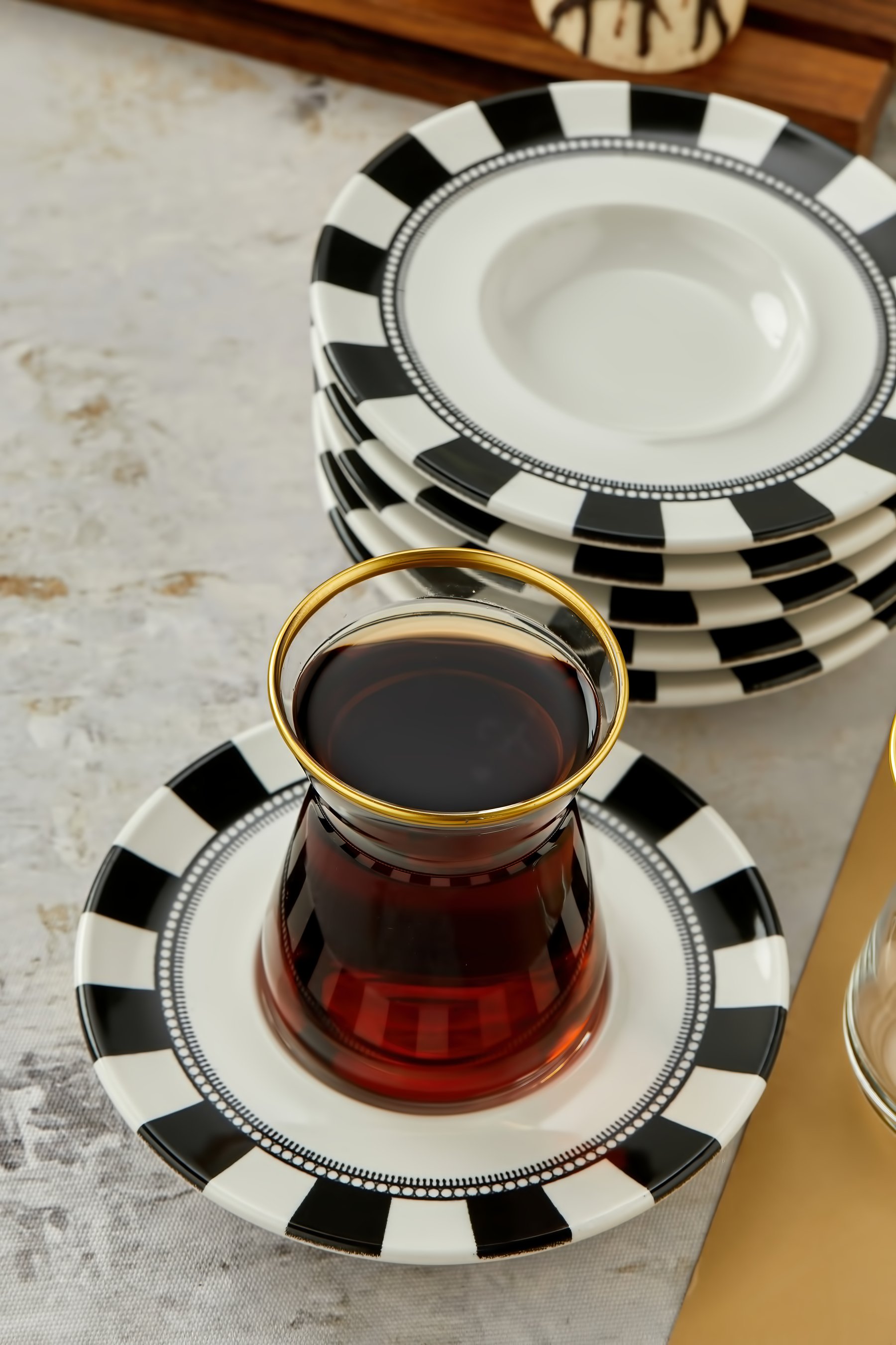 Karaca Model Gold Dekorlu 12 Parça 6 Kişilik Çay Bardağı Ve Tabağı, Çay Takımı, Çay Seti