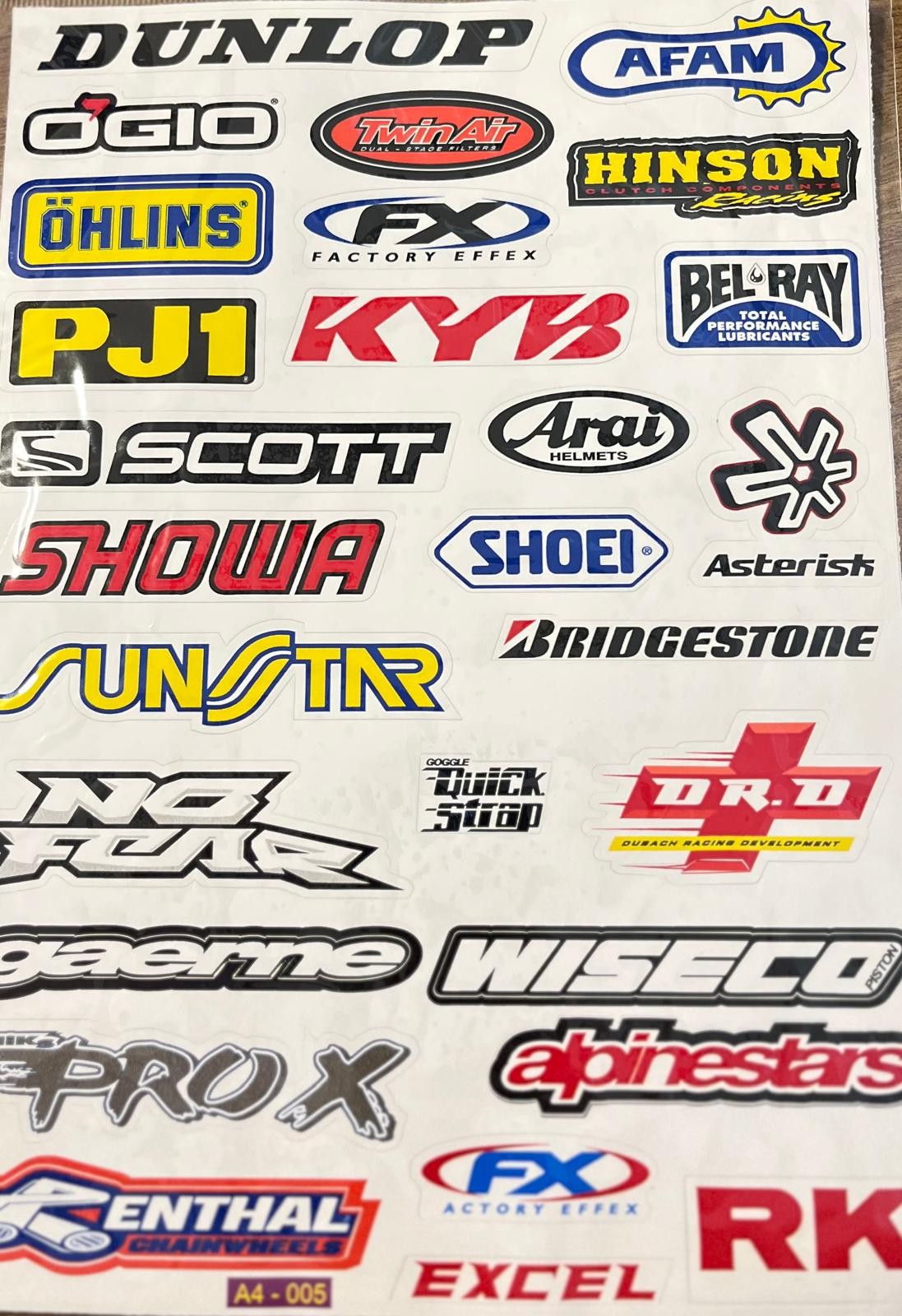 A4 Motosiklet Stickerları – Kendinden Yapışkanlı Dekoratif Etiket Seti