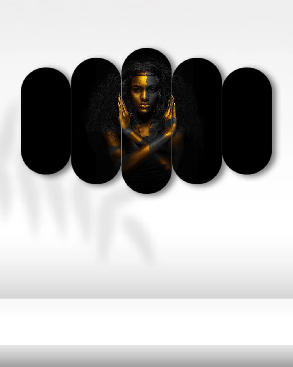 Altın Işıklı Savaşçı Kadın - 5 Parçalı Tablo