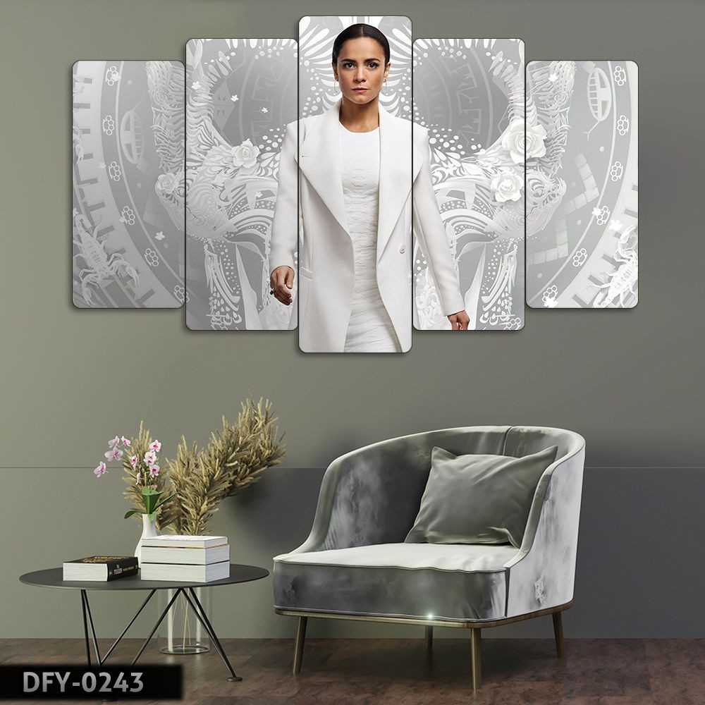 Queen of the South, Teresa Mendoza Beyaz - 5 Parçalı Tablo