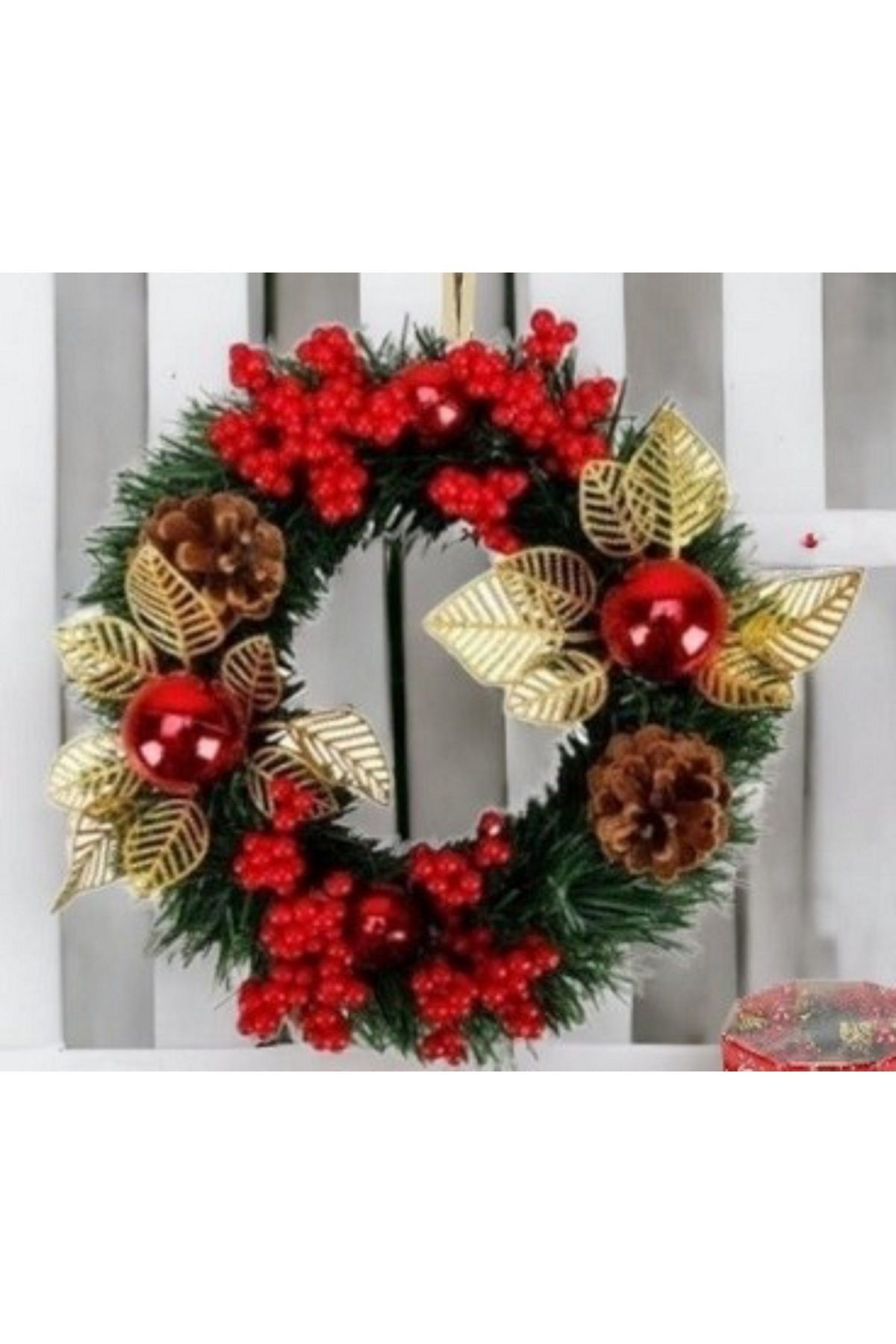 Christmas Door Ornament Wreath