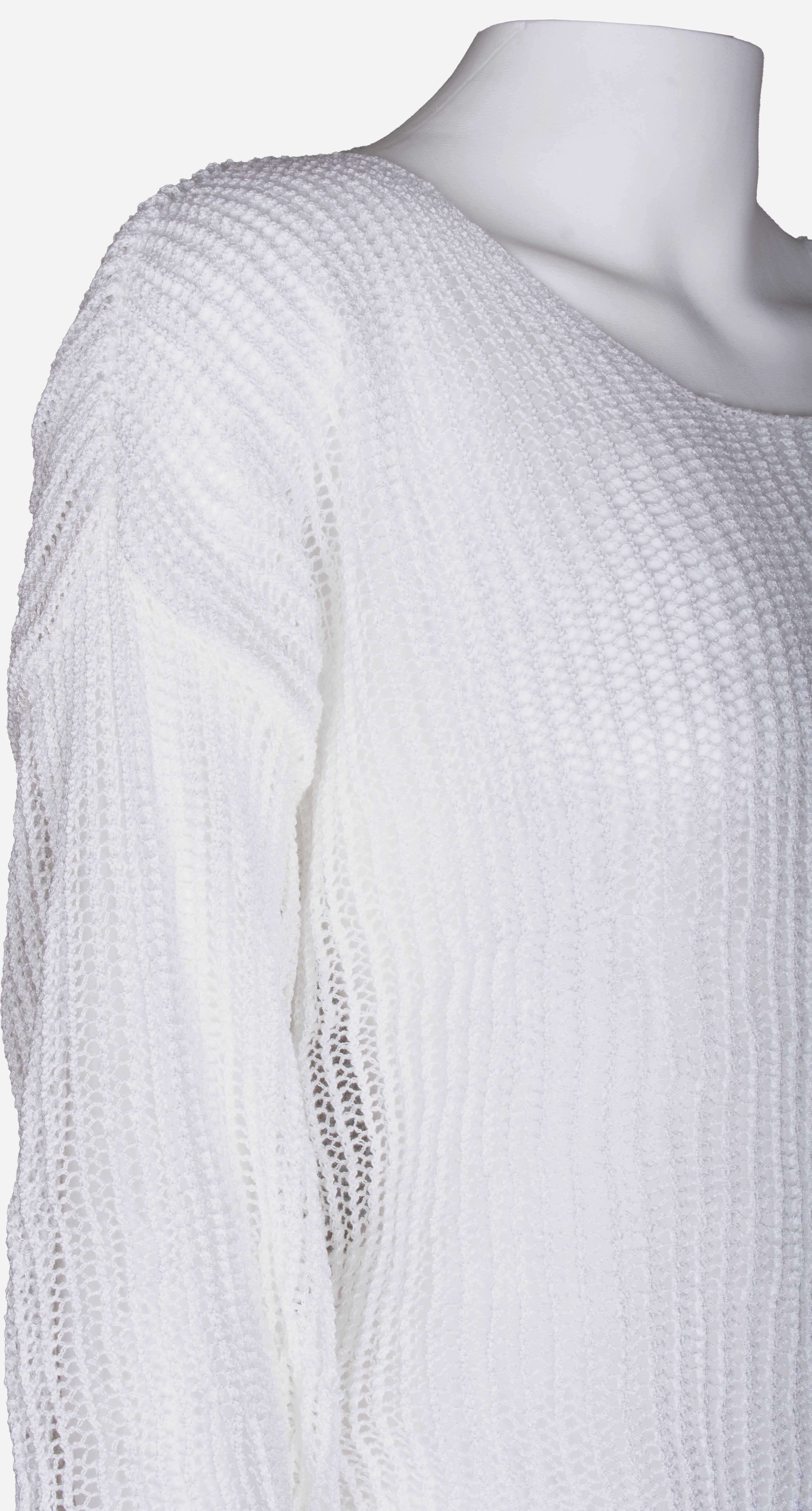 RM-055 Woman White Mesh Sweater