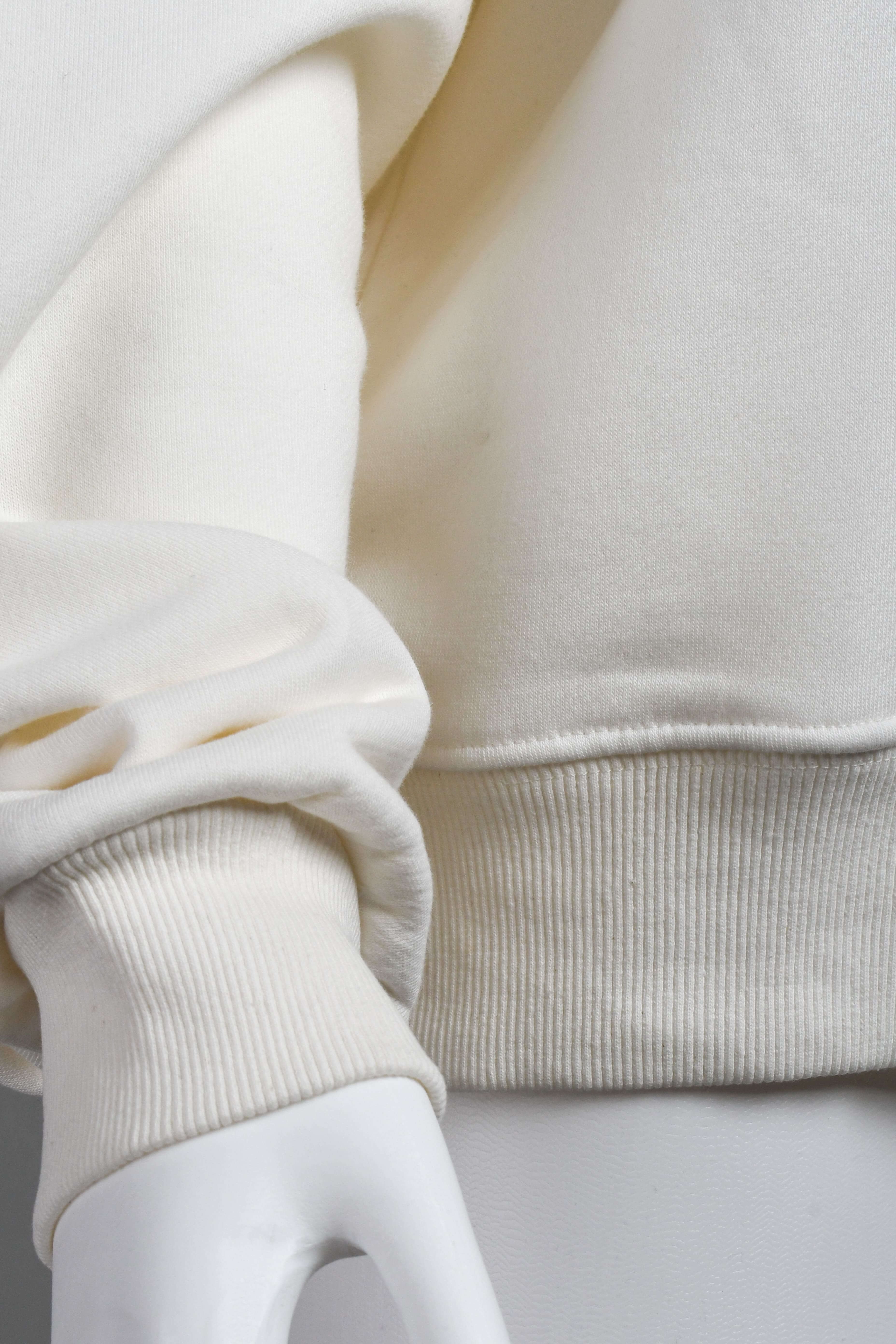 RM-009 Woman Cream Sweatshirt 