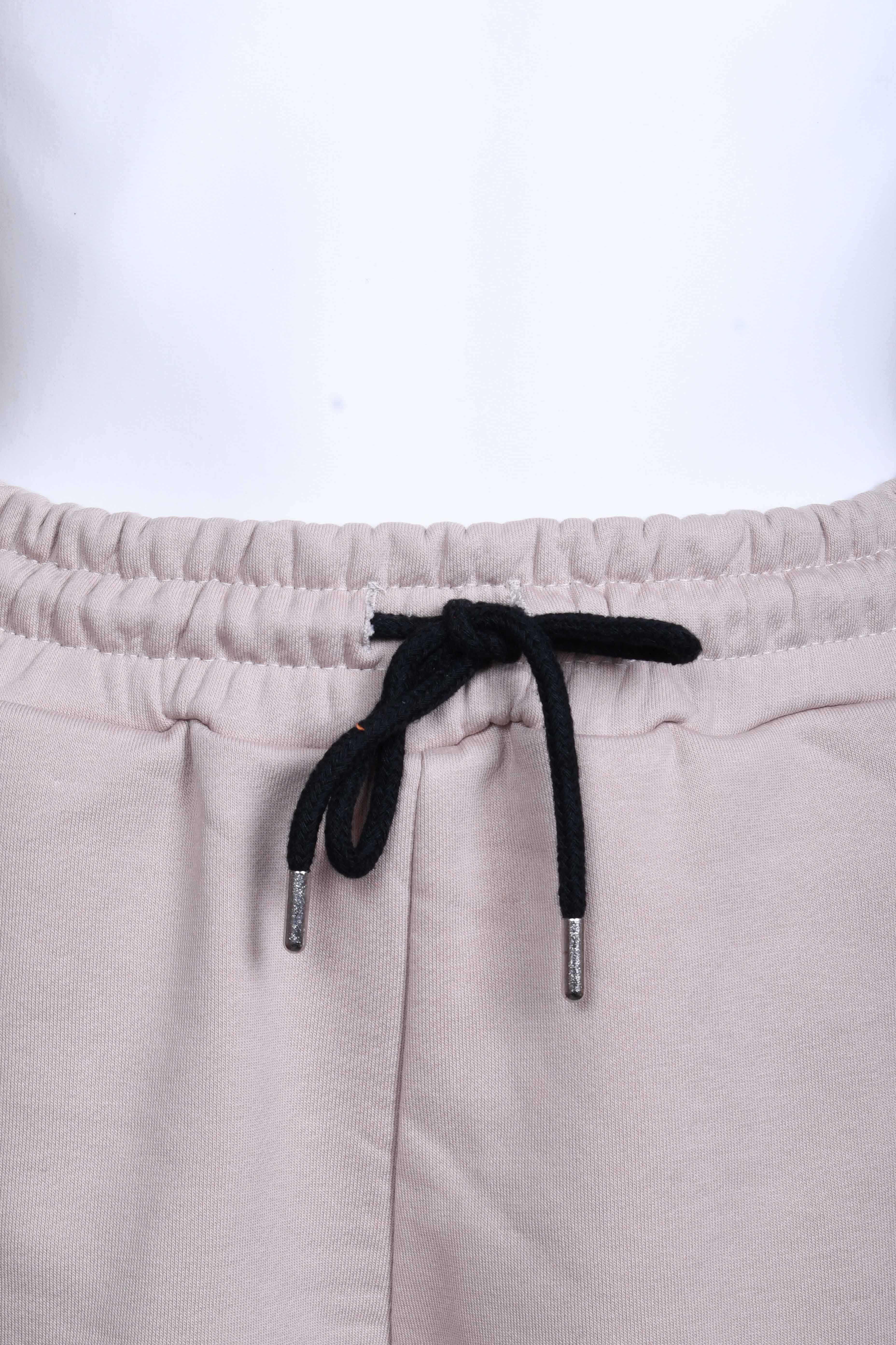 RM-043 Woman Cream 3 Threads Cotton Shorts