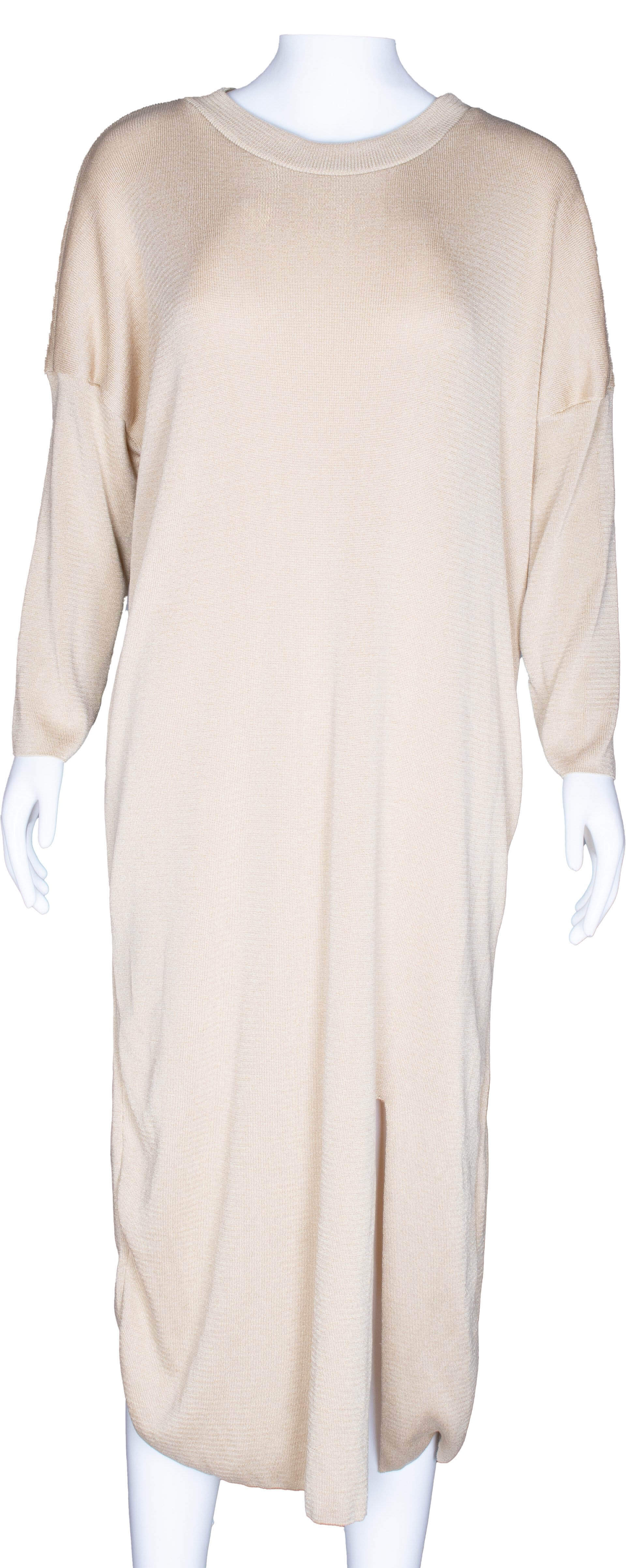 RM-050 Woman Beige Knit Dress
