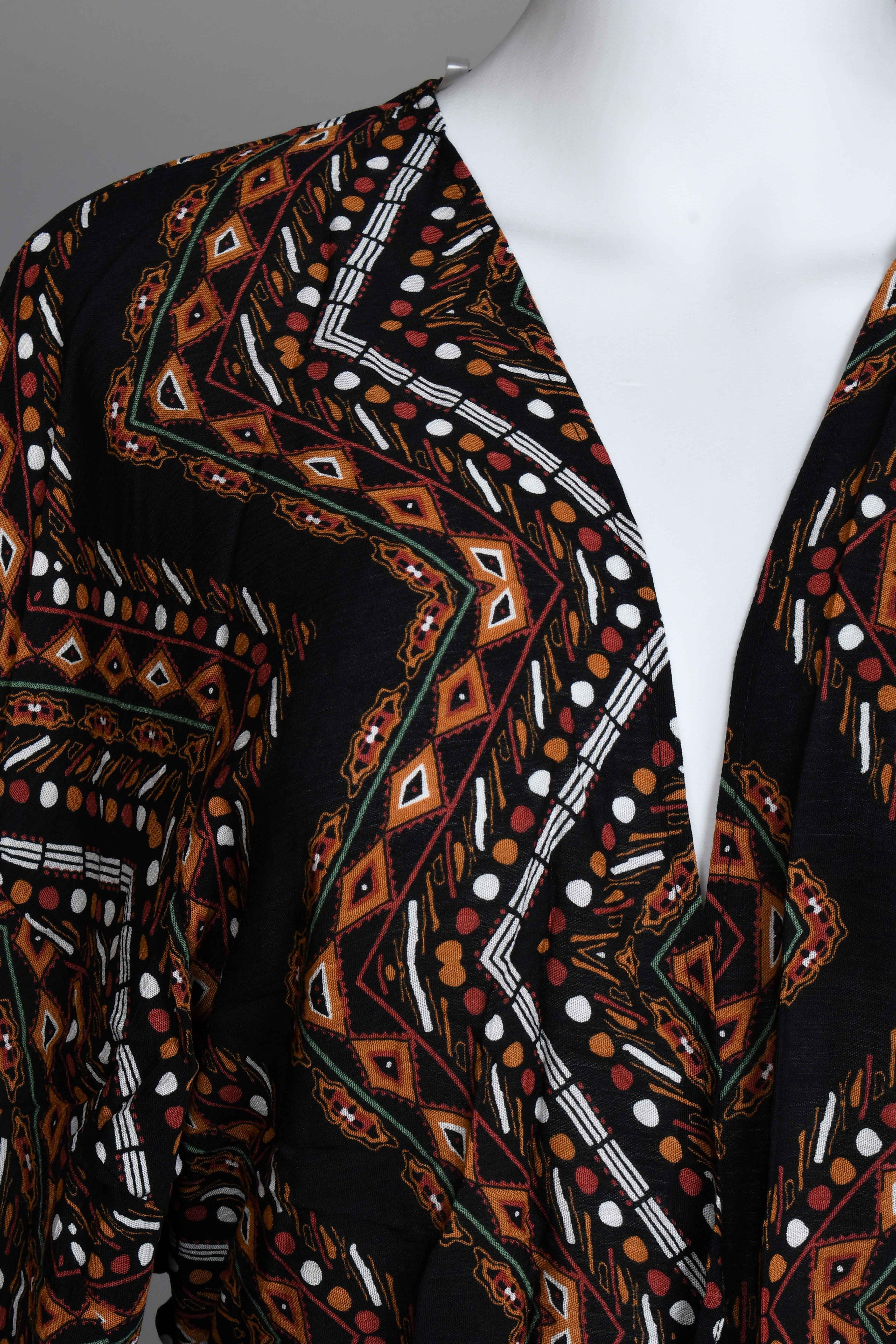 RM-028 Woman Pareo