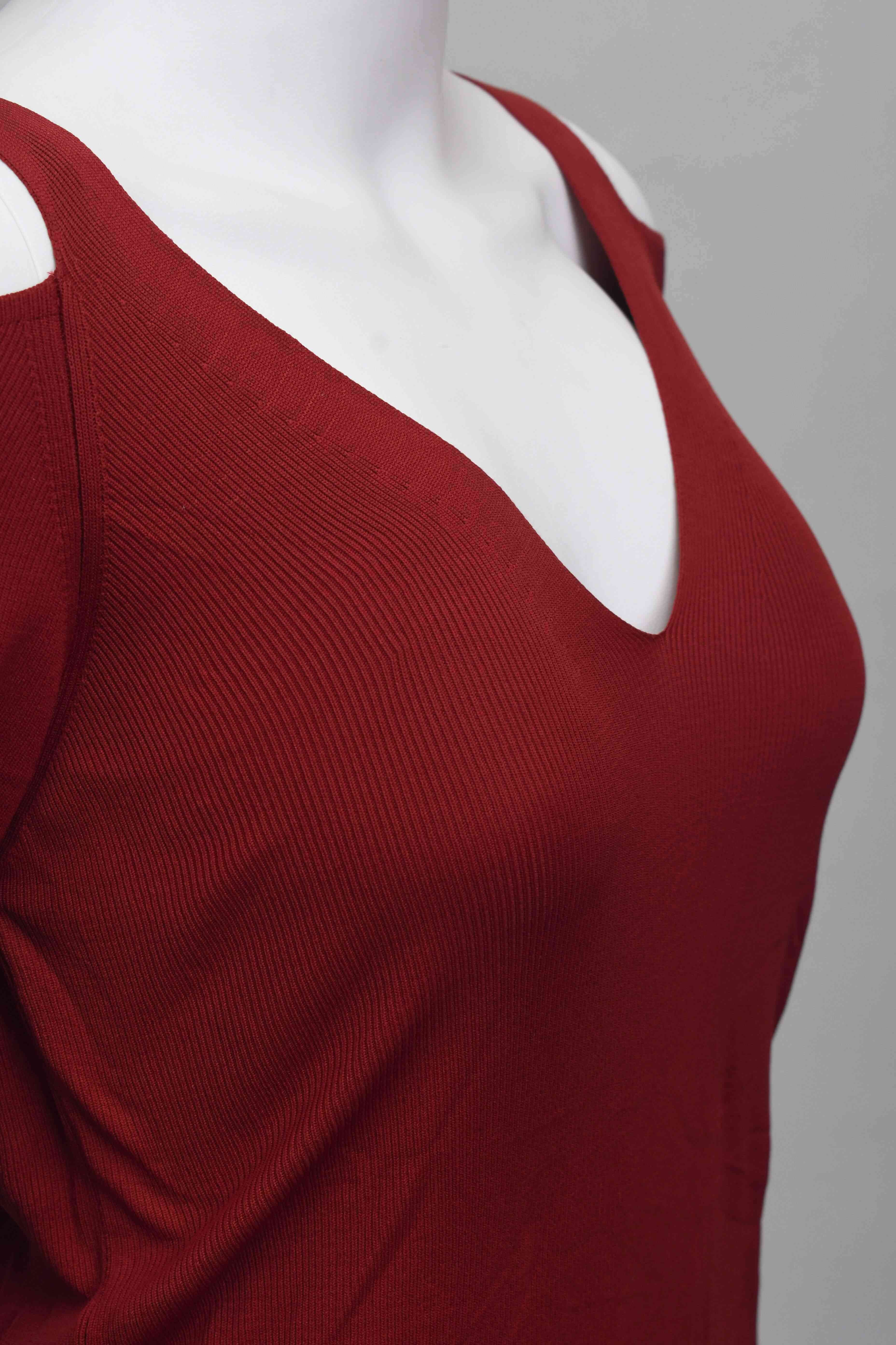 ER-007 Woman Burgundry Knit Blouse with Shoulder Detail