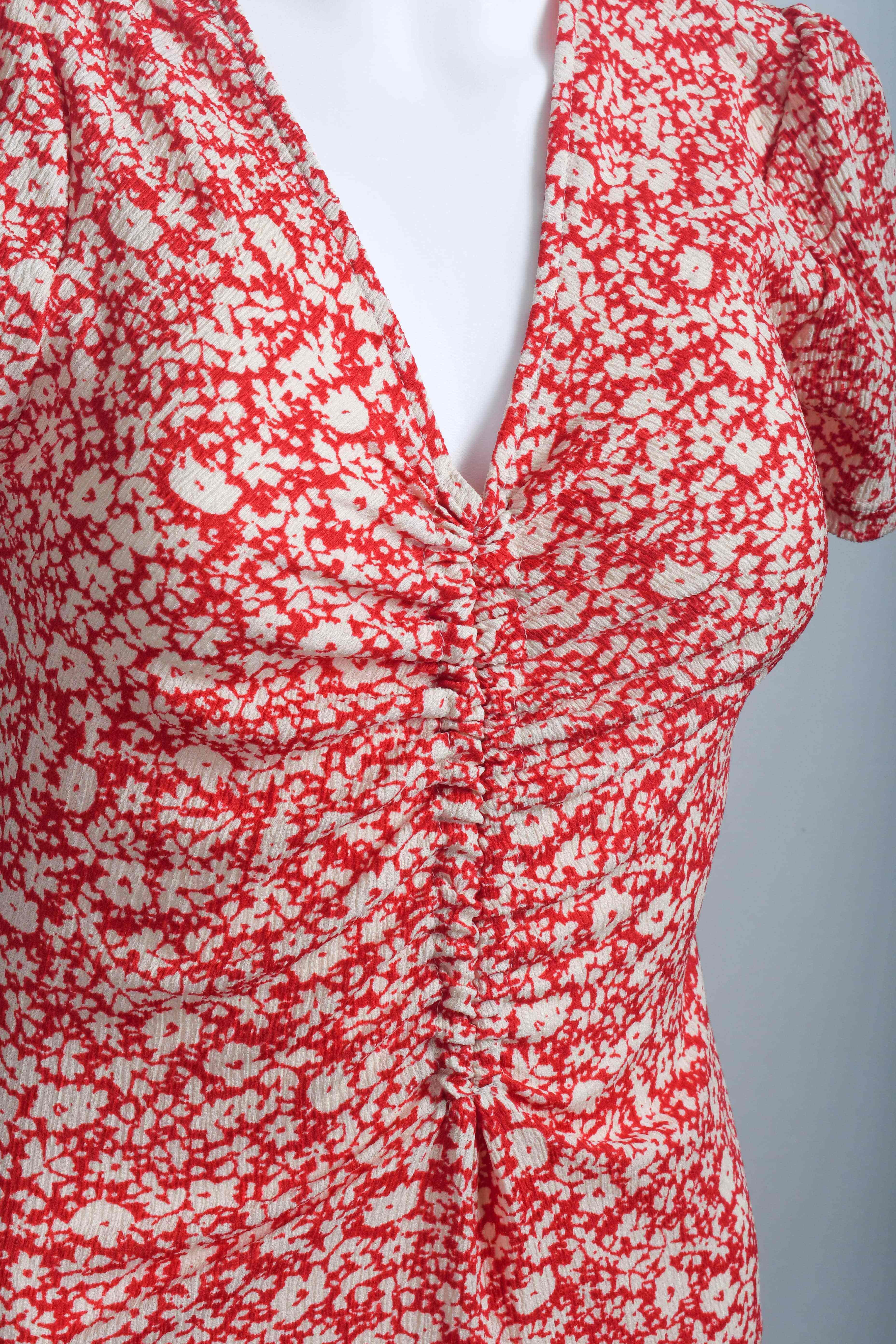 RM-006 Woman Red Dress with Flower Pattern 