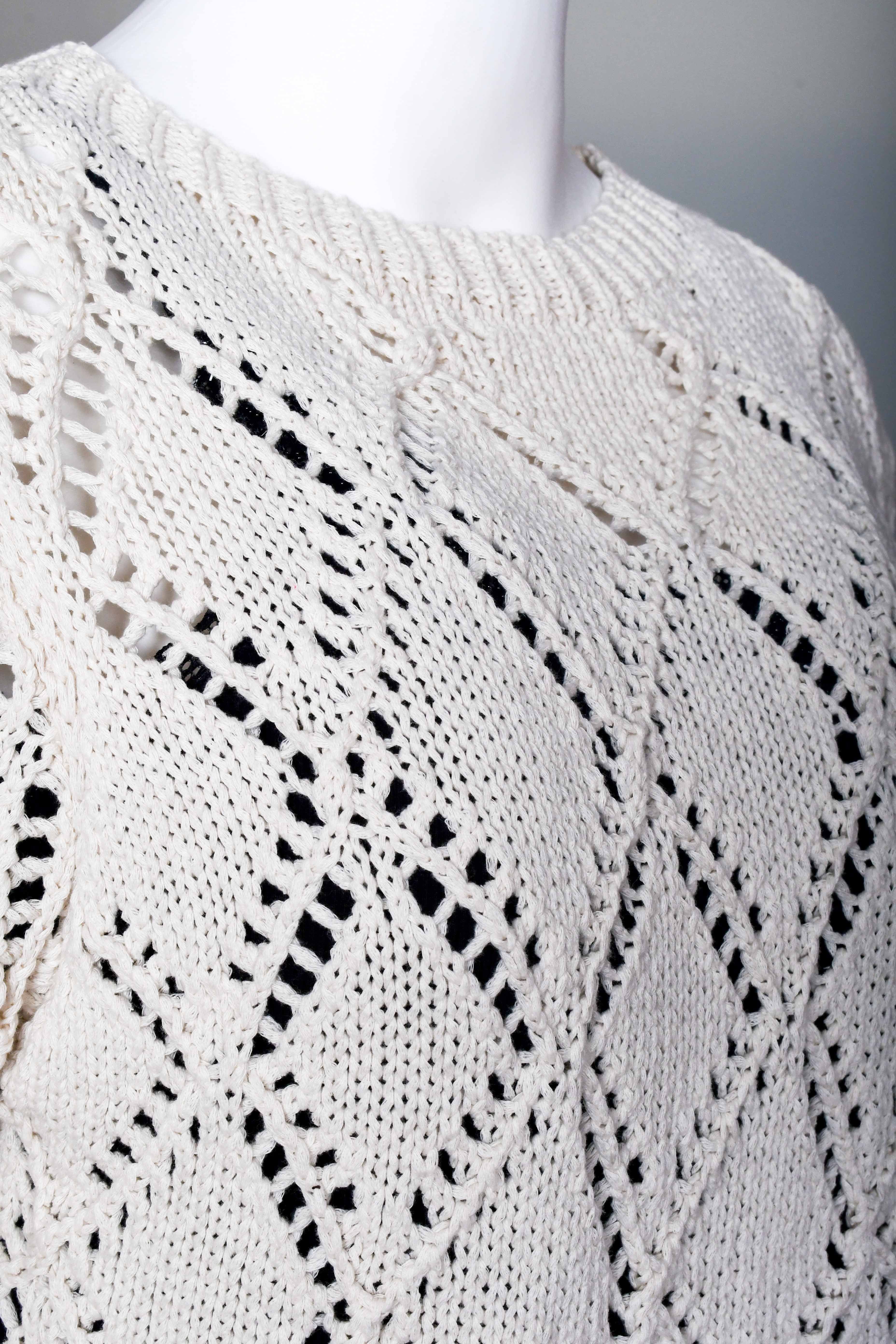RM-022 Woman Cream Diamond Knit Oversize Blouse 