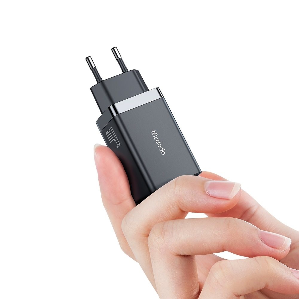 Mcdodo CH-1540 65W GAN 5 PRO 2xTYPE-C 1xUSB Girişli Şarj Adaptörü