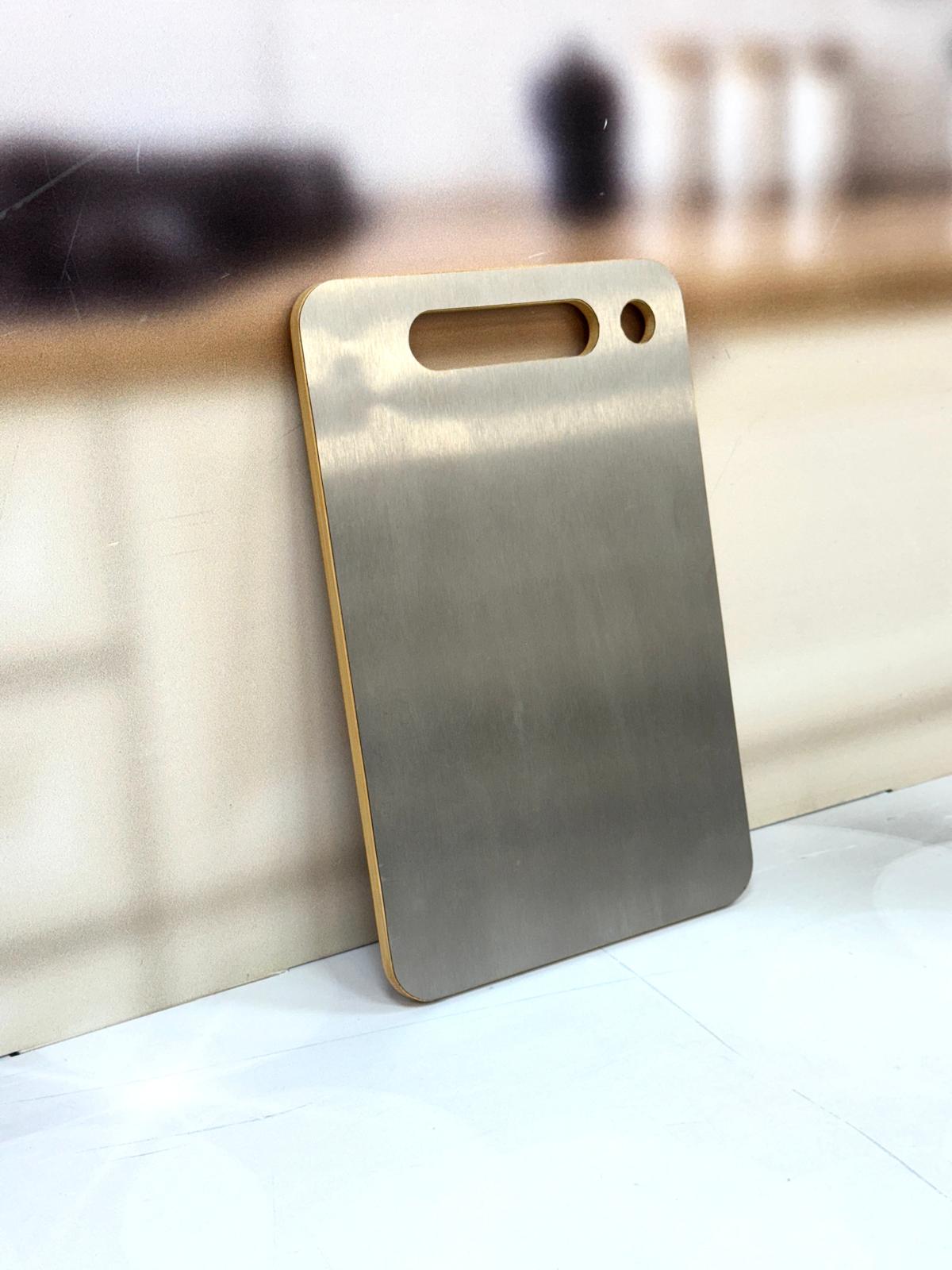 Çift Taraflı Çelik Ve Bambu Kesme Tahtası 30/20 Cm