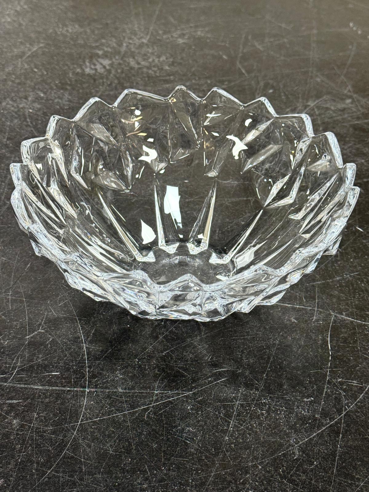 Cam Kristal Kase 24 Cm