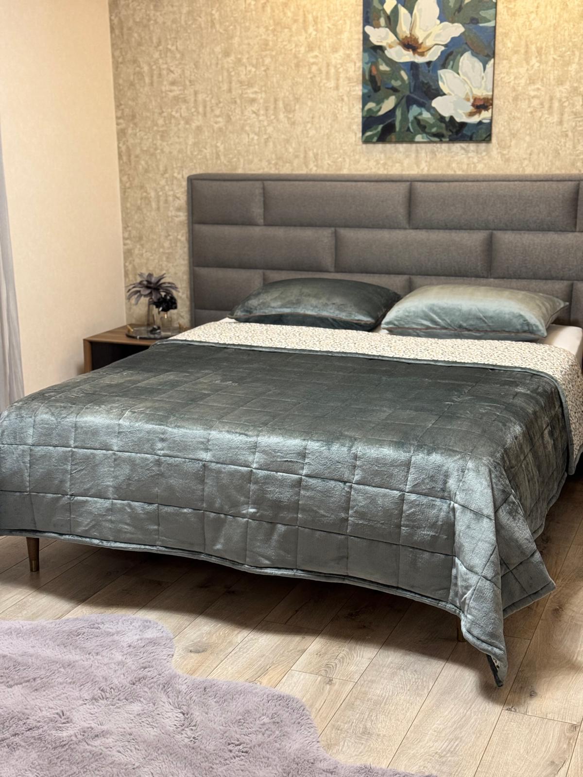 Yumuşak Kadife Çift Kişilik Yatak Örtüsü 240/245 cm