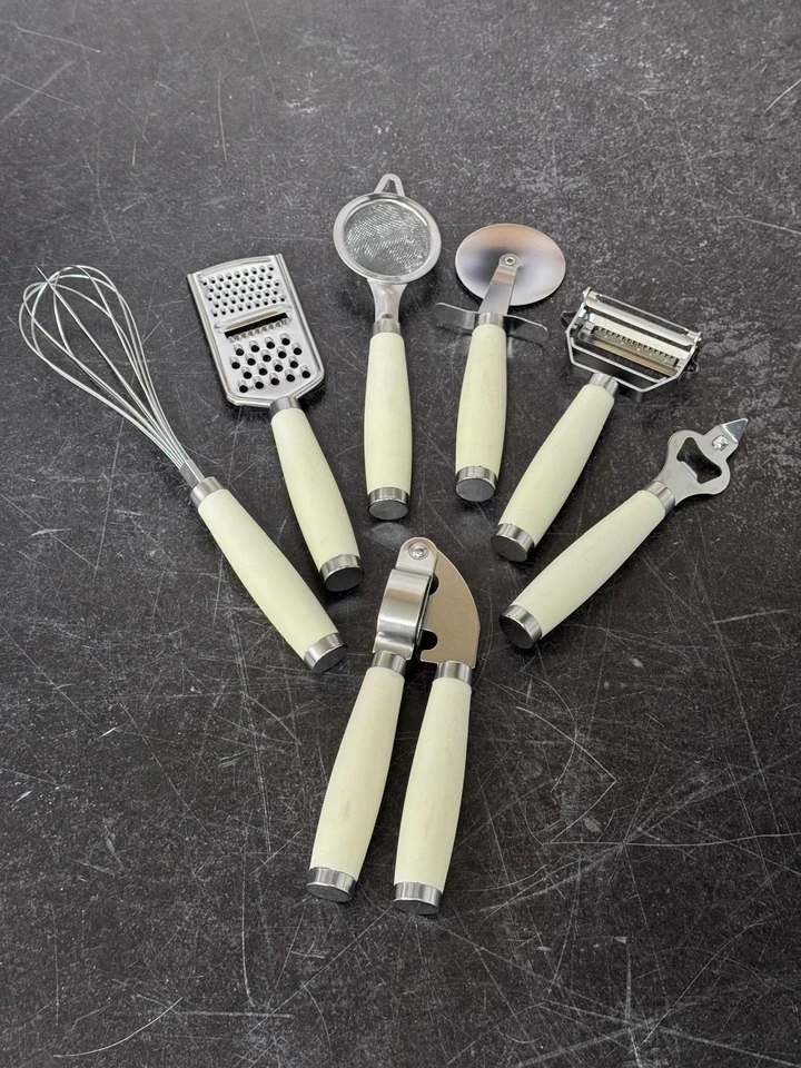 AROW Praxis 7 Li Silikon Saplı Mutfak Seti