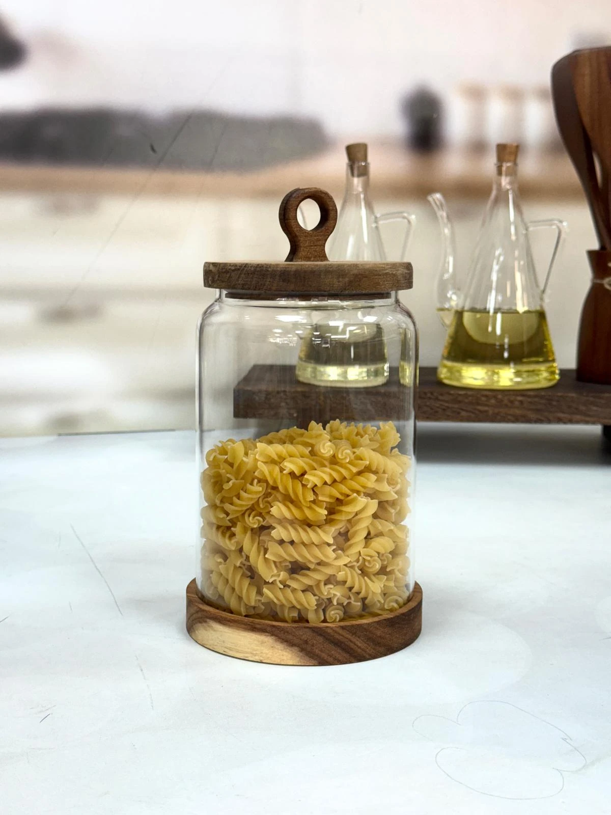 Nora 1850 Ml Akasya Kapak Ve Standlı Kavanoz