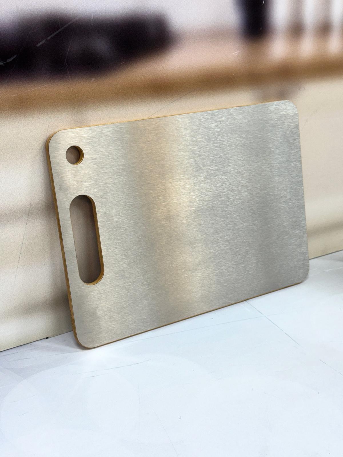 Çift Taraflı Çelik Ve Bambu Kesme Tahtası 34/24 Cm