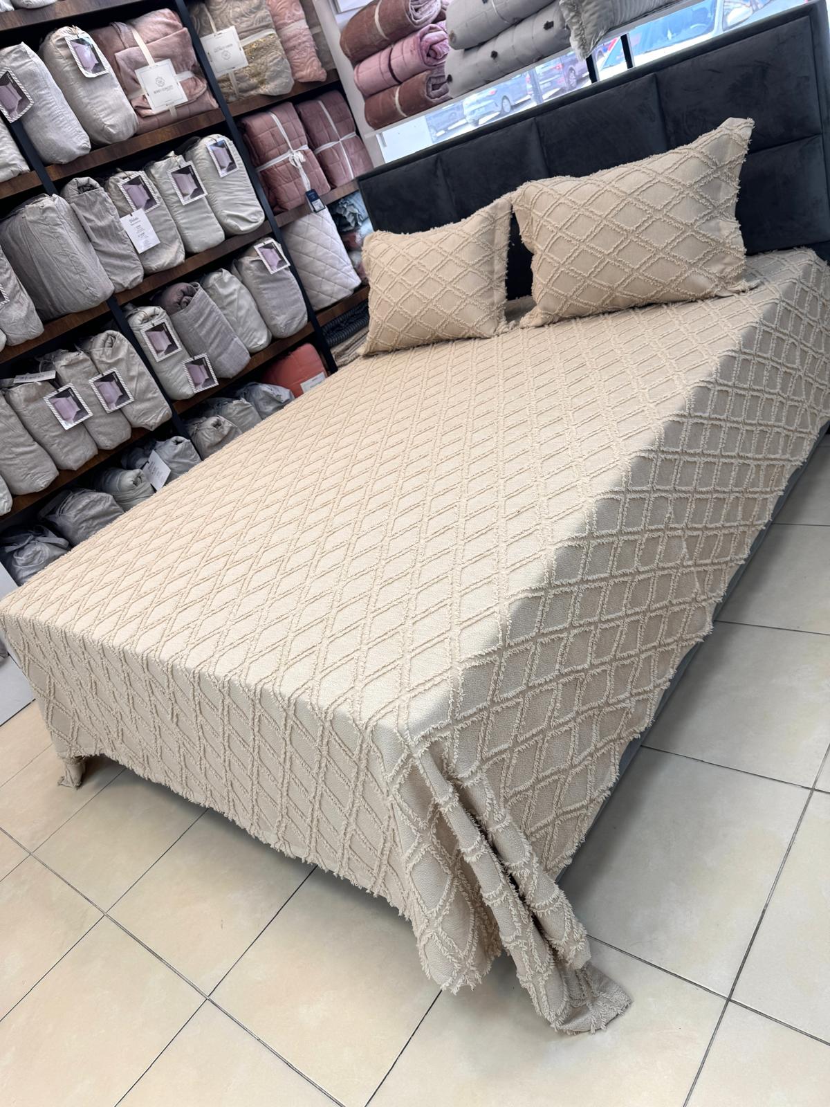 Berry Concept İskandinav Yatak Örtüsü Çift Kişilik