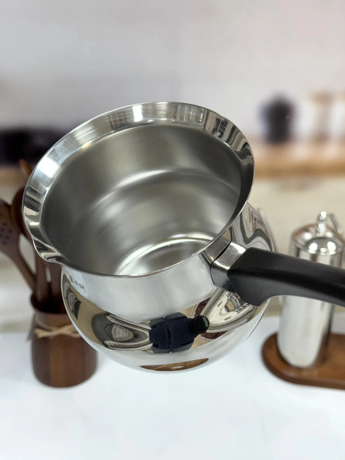 Karmen Bakalit Saplı Çelik Cezve No-7 1100 ml