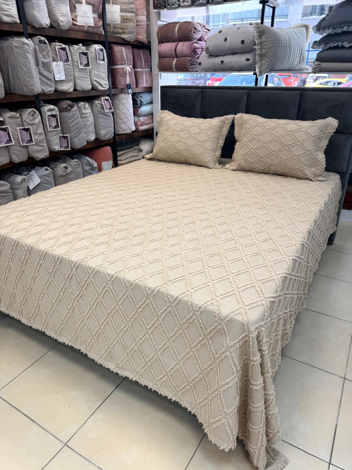 Berry Concept İskandinav Yatak Örtüsü Çift Kişilik