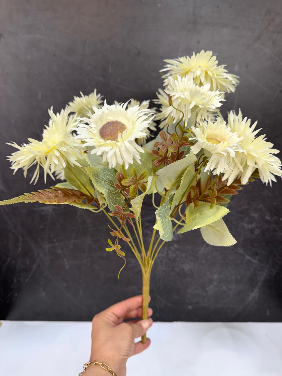 YAPAY LÜX GELBERA DEMETİ 45 CM 12 ÇİÇEKLİ