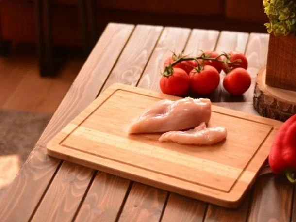 PAUL CETVELLİ KESME TAHTASI 39/27 cm