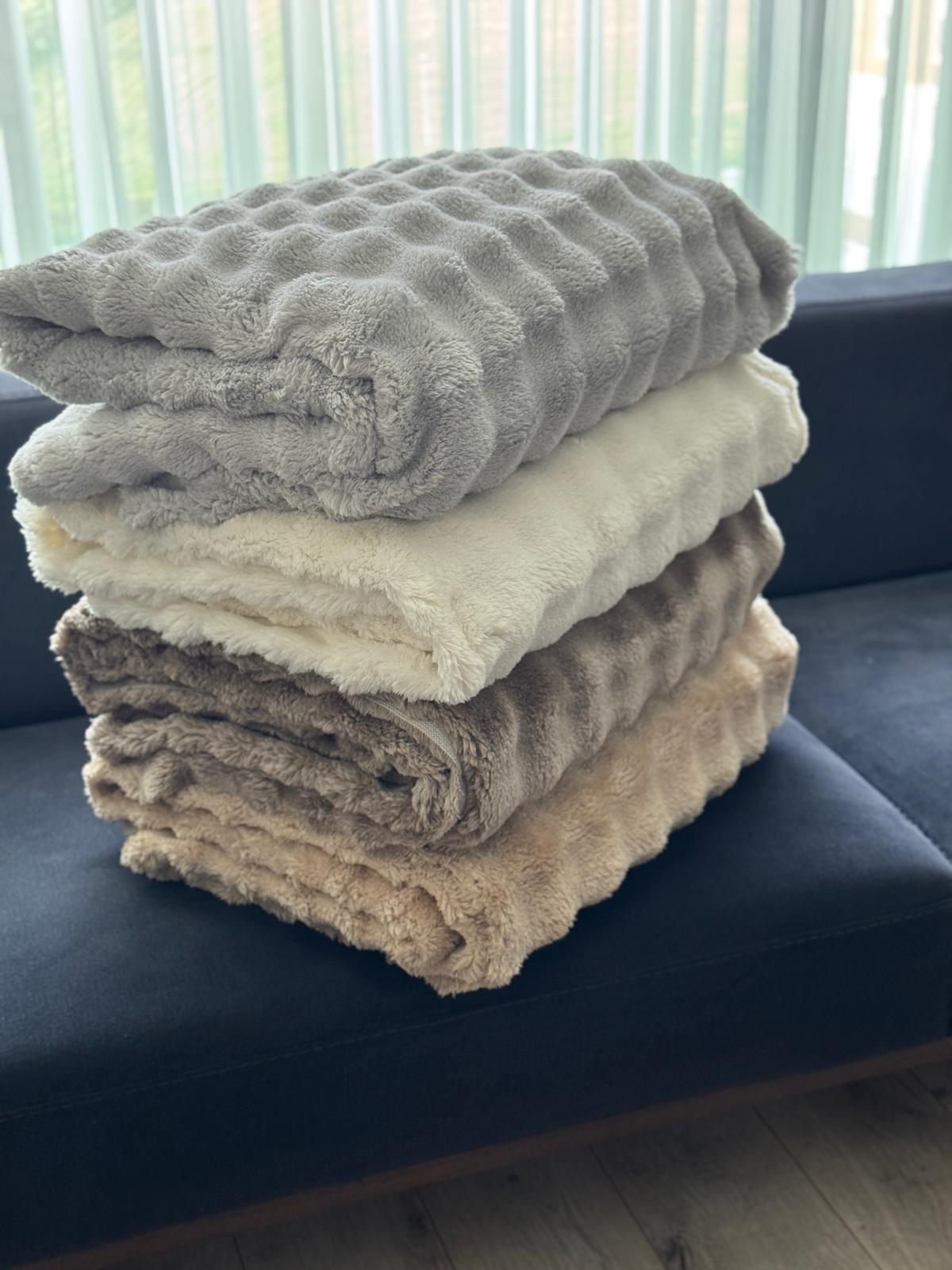 Bubble Koltuk Örtüsü 228/175 Cm