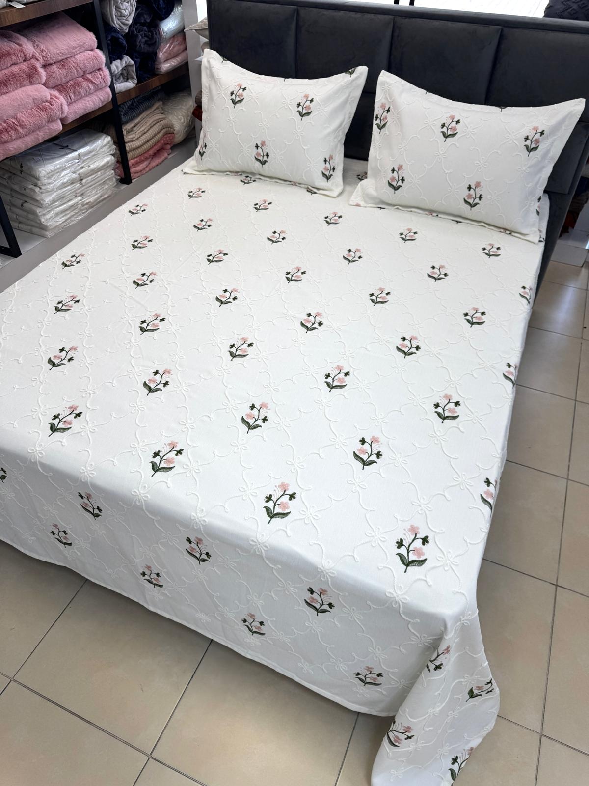 GARDEN ÇİFT KİŞİLİK NAKIŞLI PİKE TAKIMI 260/260 CM