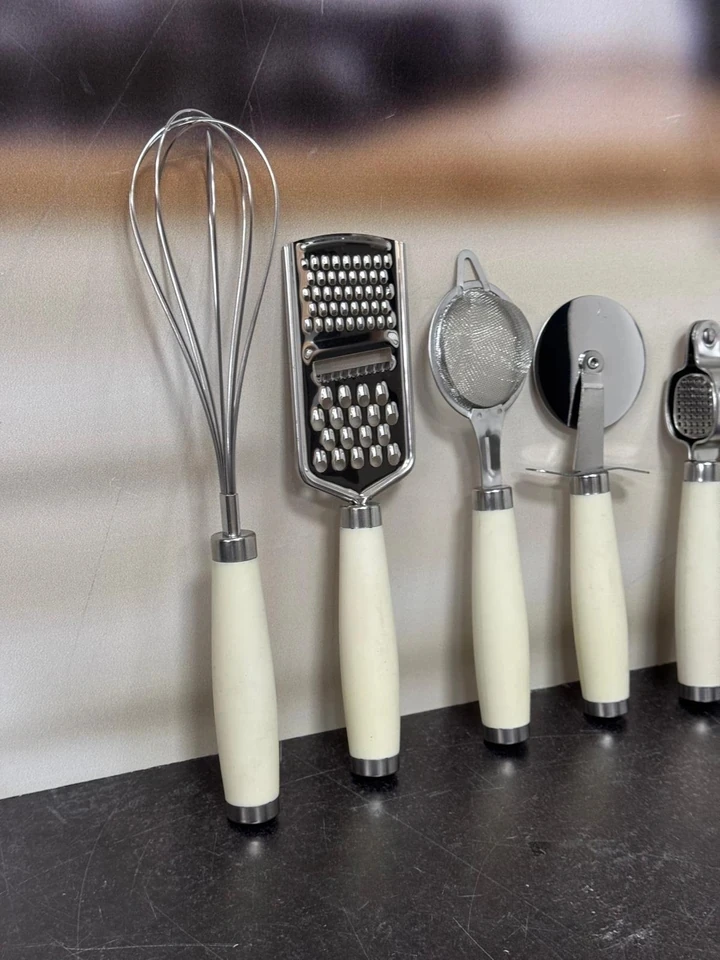 AROW Praxis 7 Li Silikon Saplı Mutfak Seti