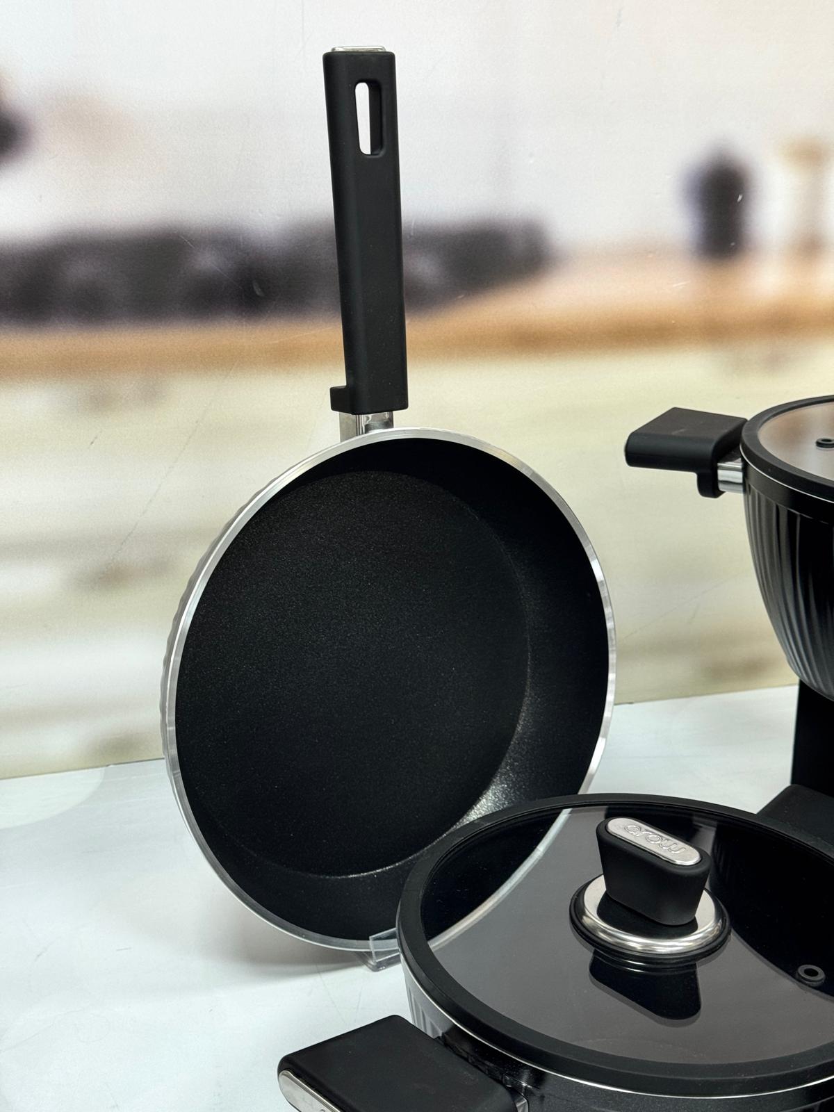 GİALLO NONSTİCK 7 PARÇA GRANİT DÖKÜM TENCERE SETİ SİYAH