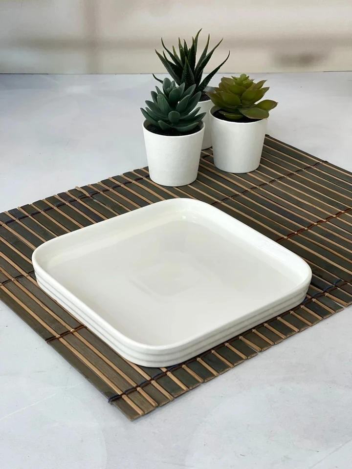 BEYAZ PORSELEN PASTA TABAĞI 18,5 CM