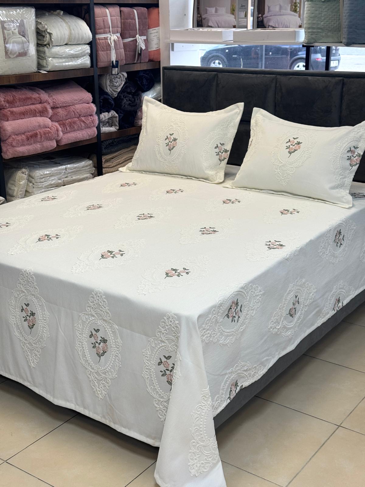 Ottoman Nakışlı Pike Takımı 260/260 cm