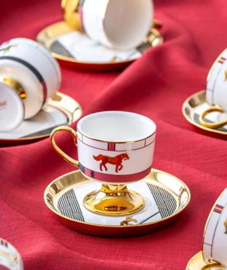 6 KİŞİLİK PORSELEN FİNCAN TAKIMI