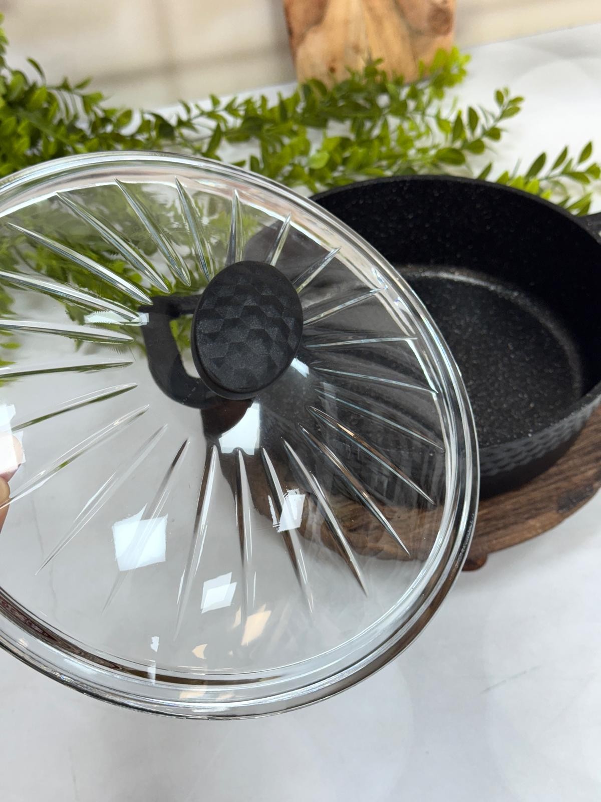 Dıamente 28 Cm Granit Döküm Basık Model Tencere