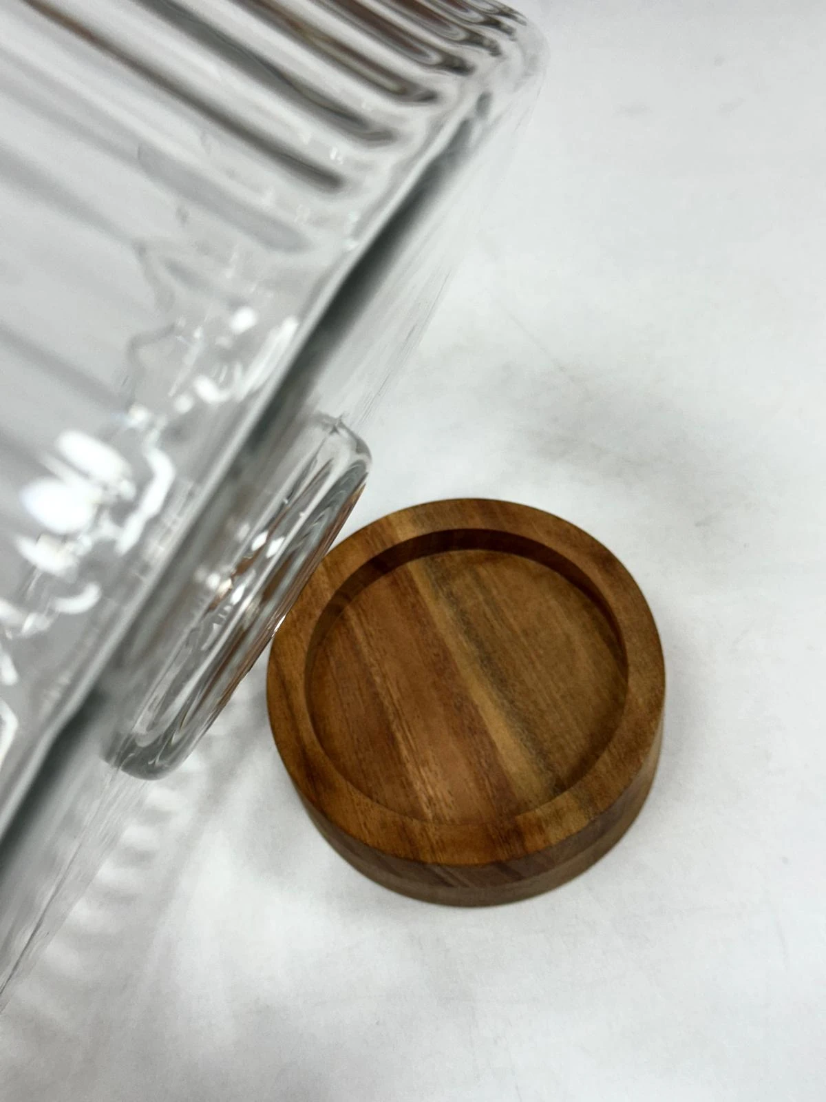 Akasya Standlı Cam Kase 21 Cm