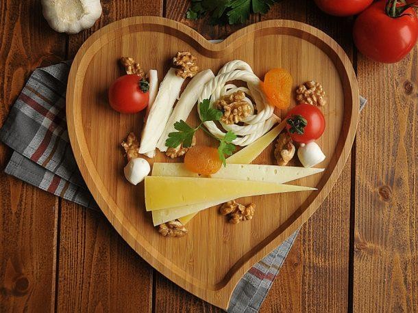 BAMBUM AMOR KALPLİ TABAK  27 CM