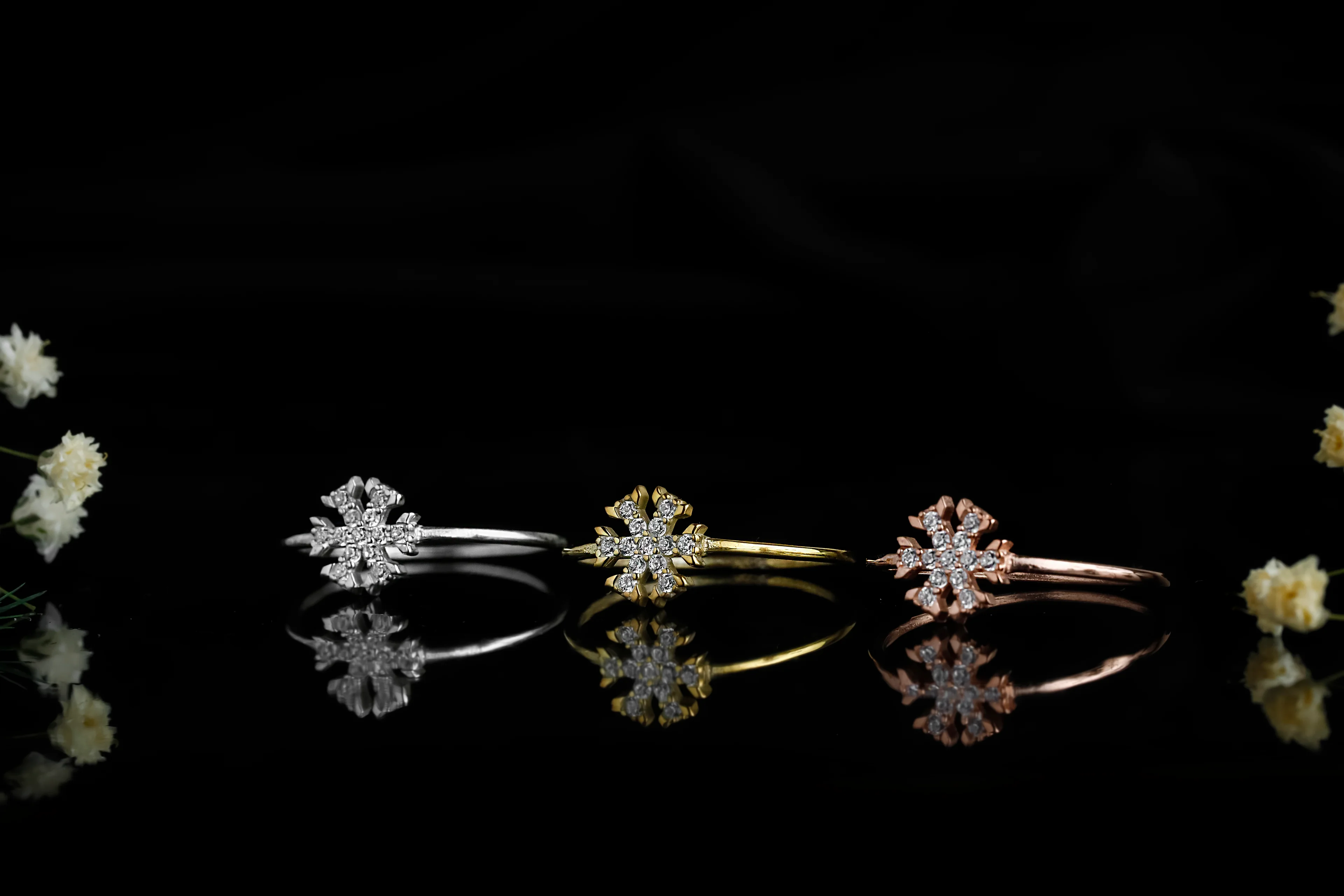 Kar Taneleri Yüzük