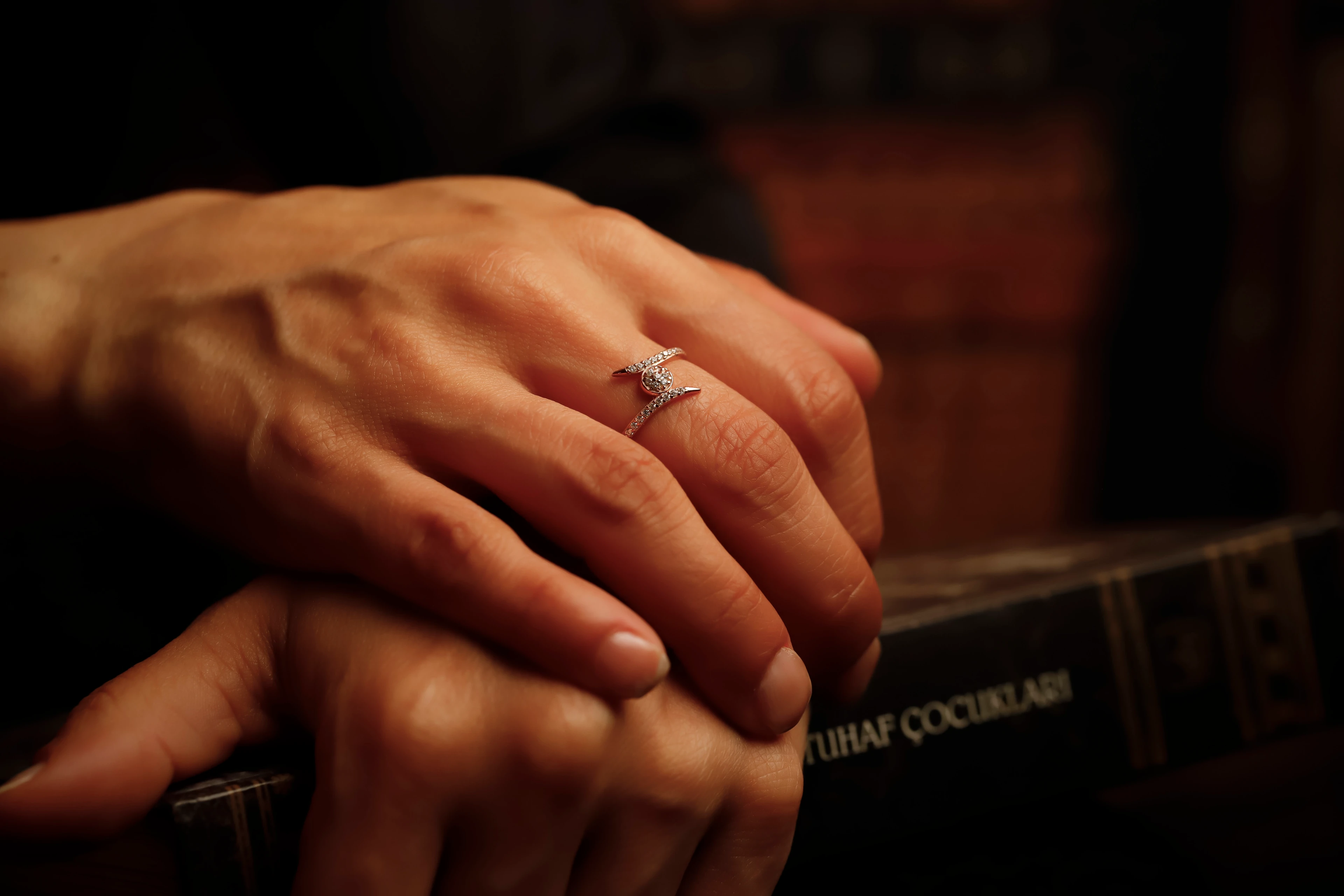 Işığın Dansı Yüzük