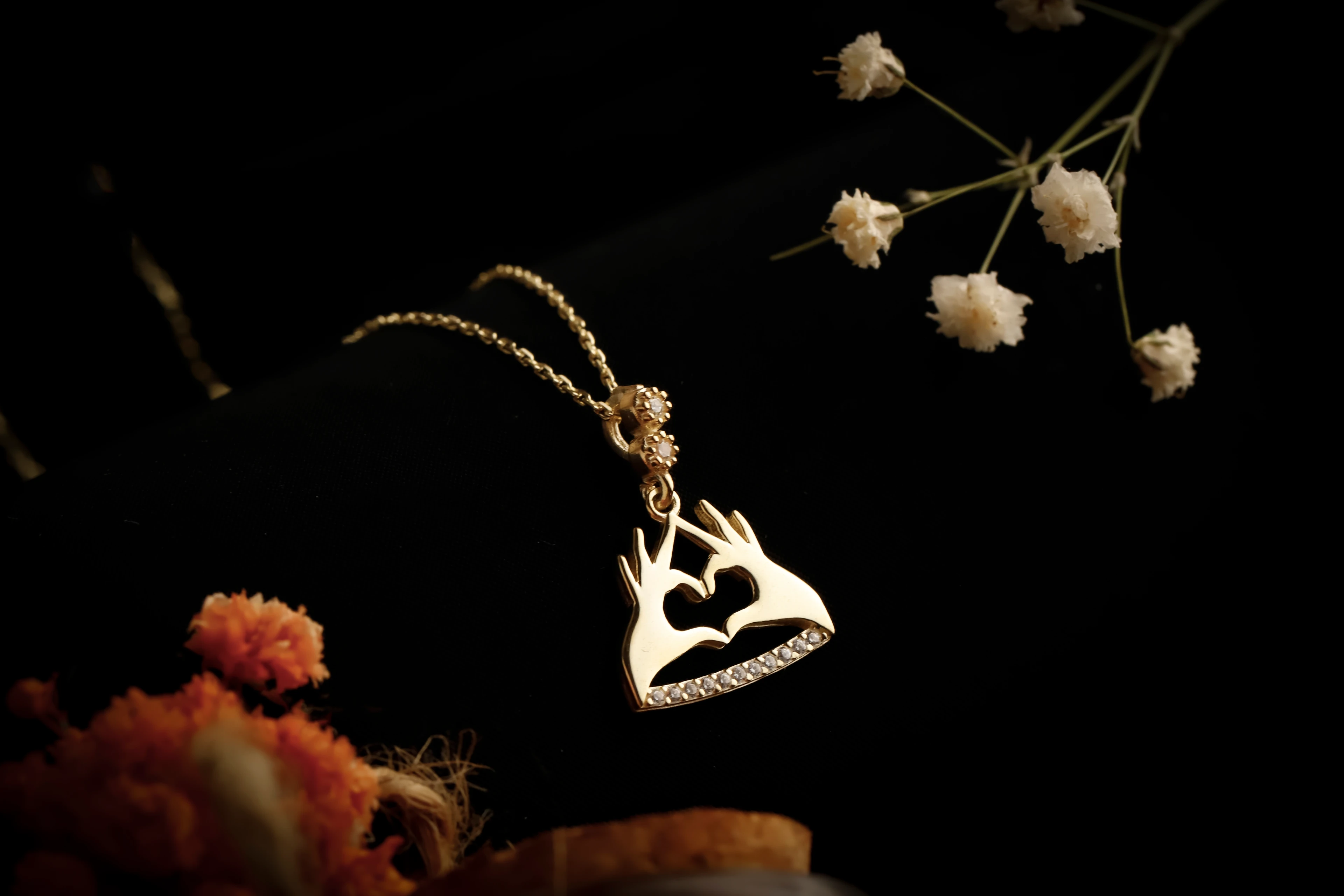 Aşkın Simgesi Kolye