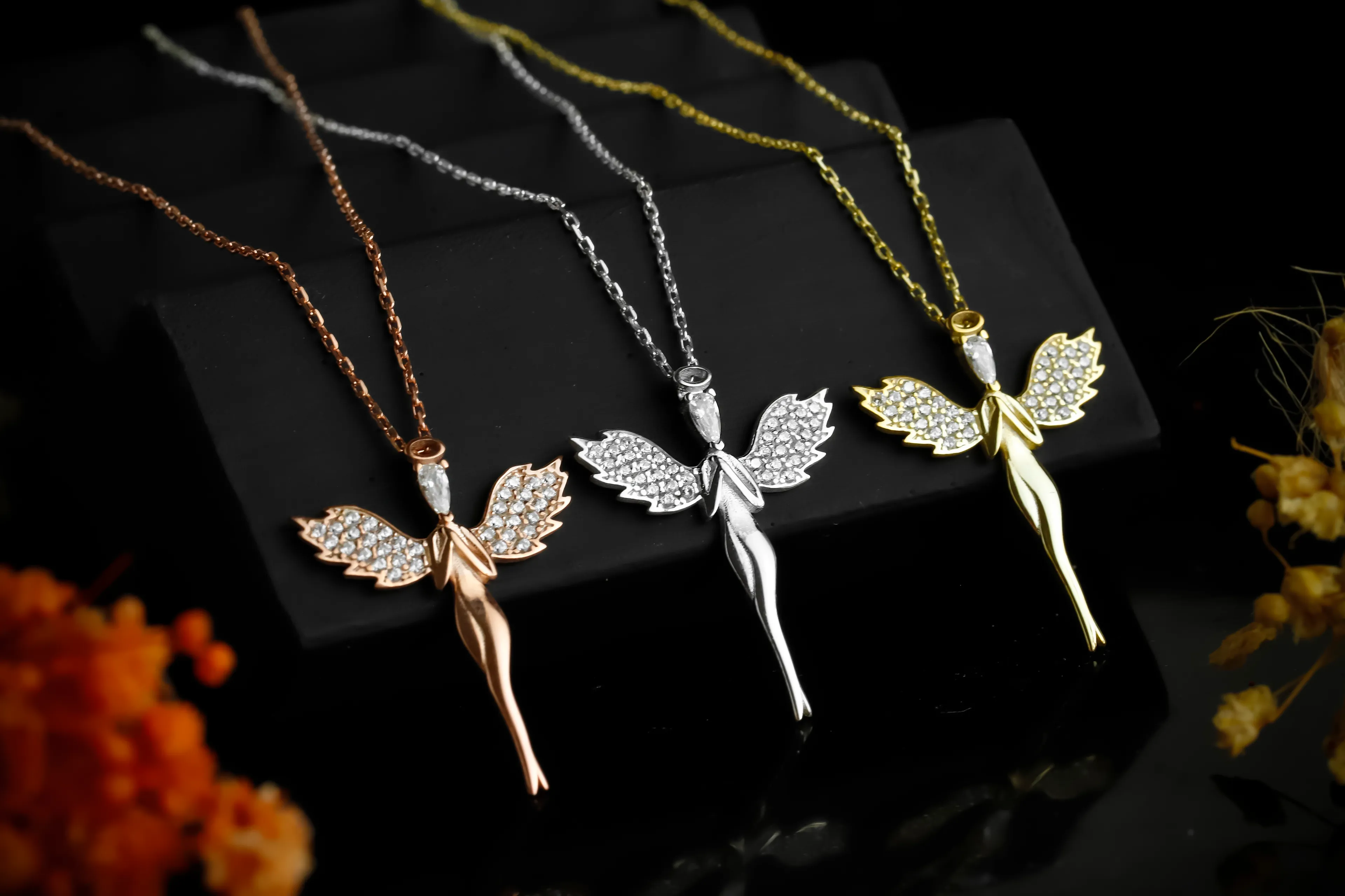 Melek Dokunuşu Kolye