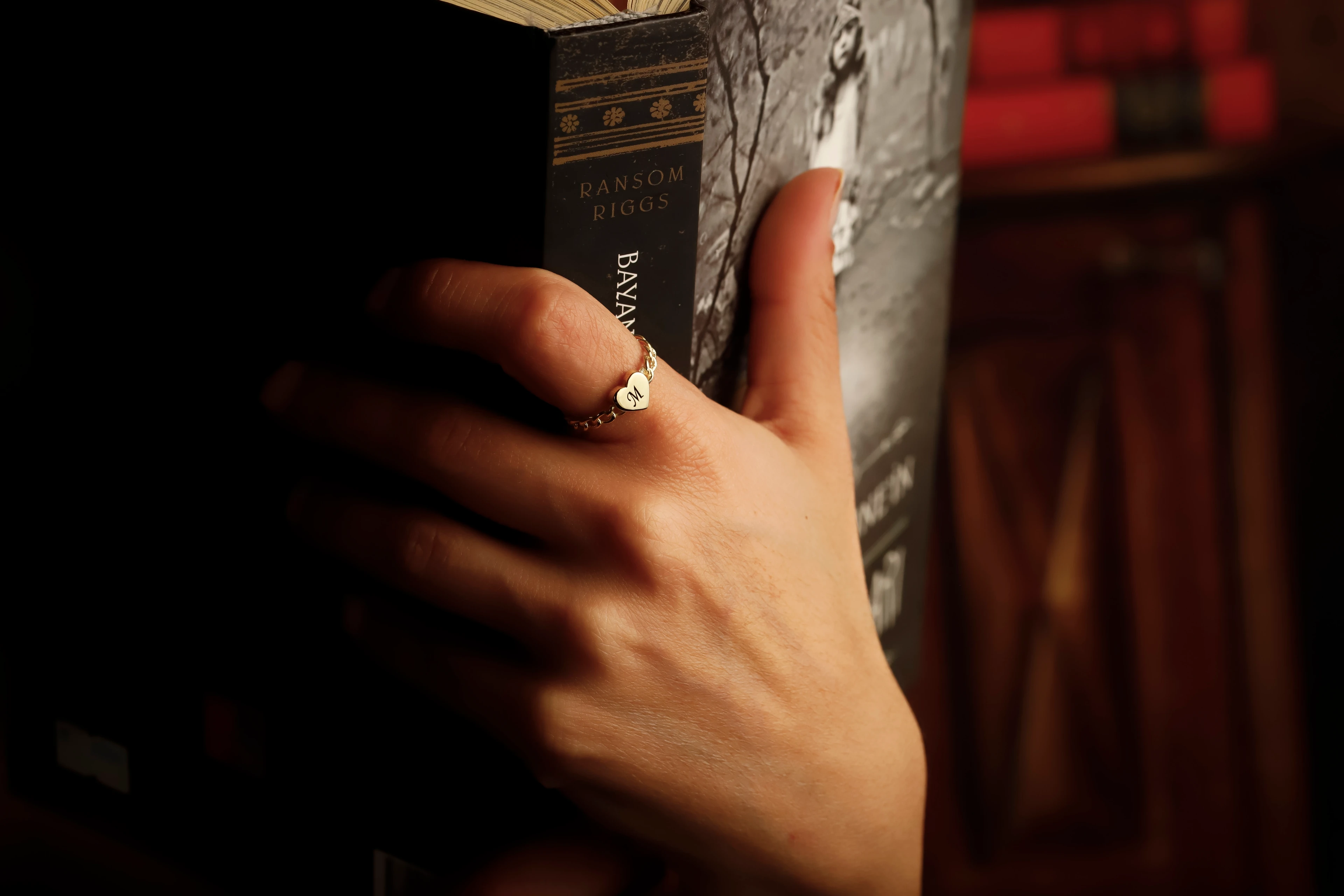 Aşkın İlk Harfi Yüzük