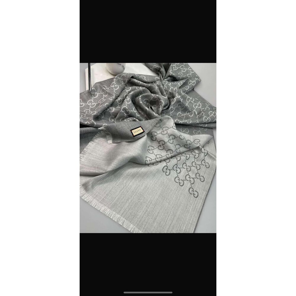 Gucci yün ipek şal