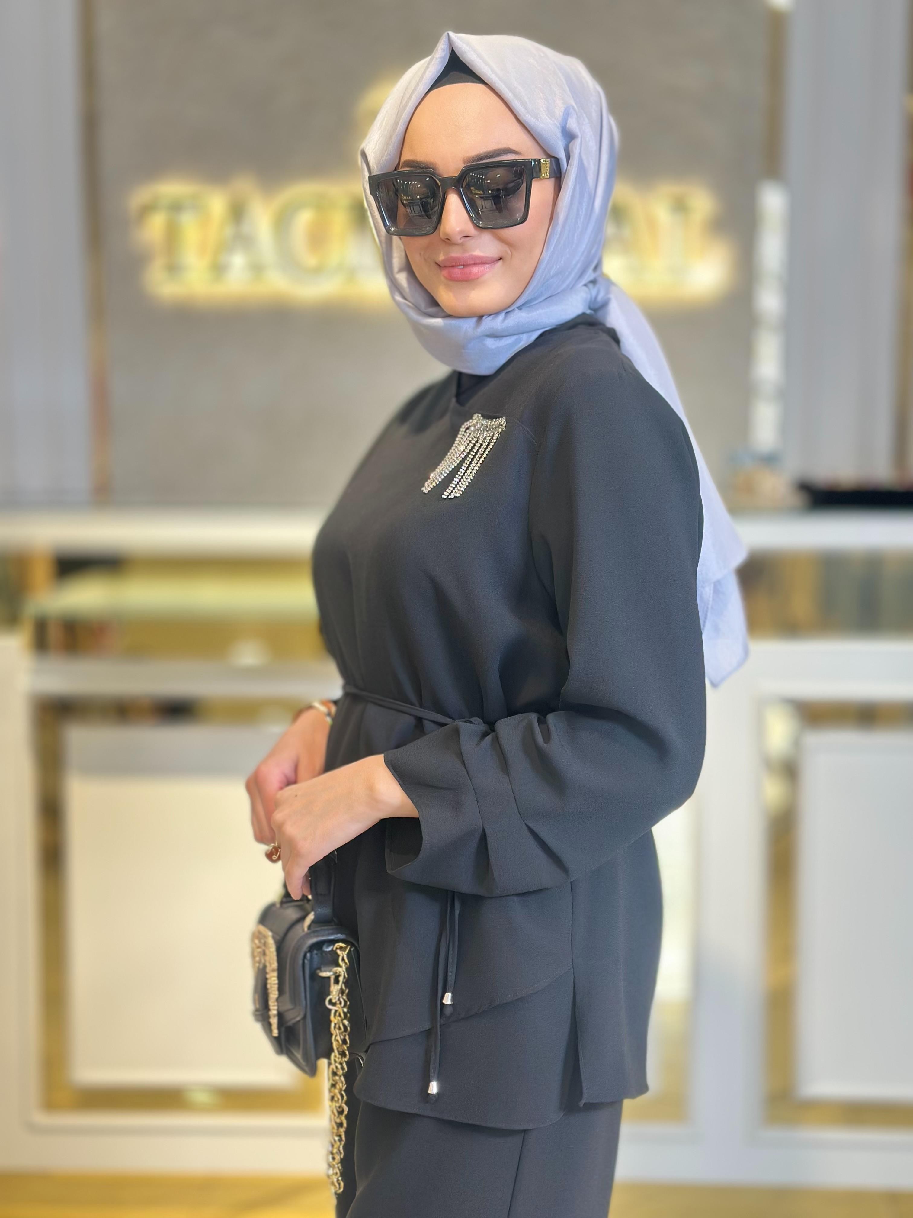 Yakası Taşlı Pant. Takım-Tac 1535