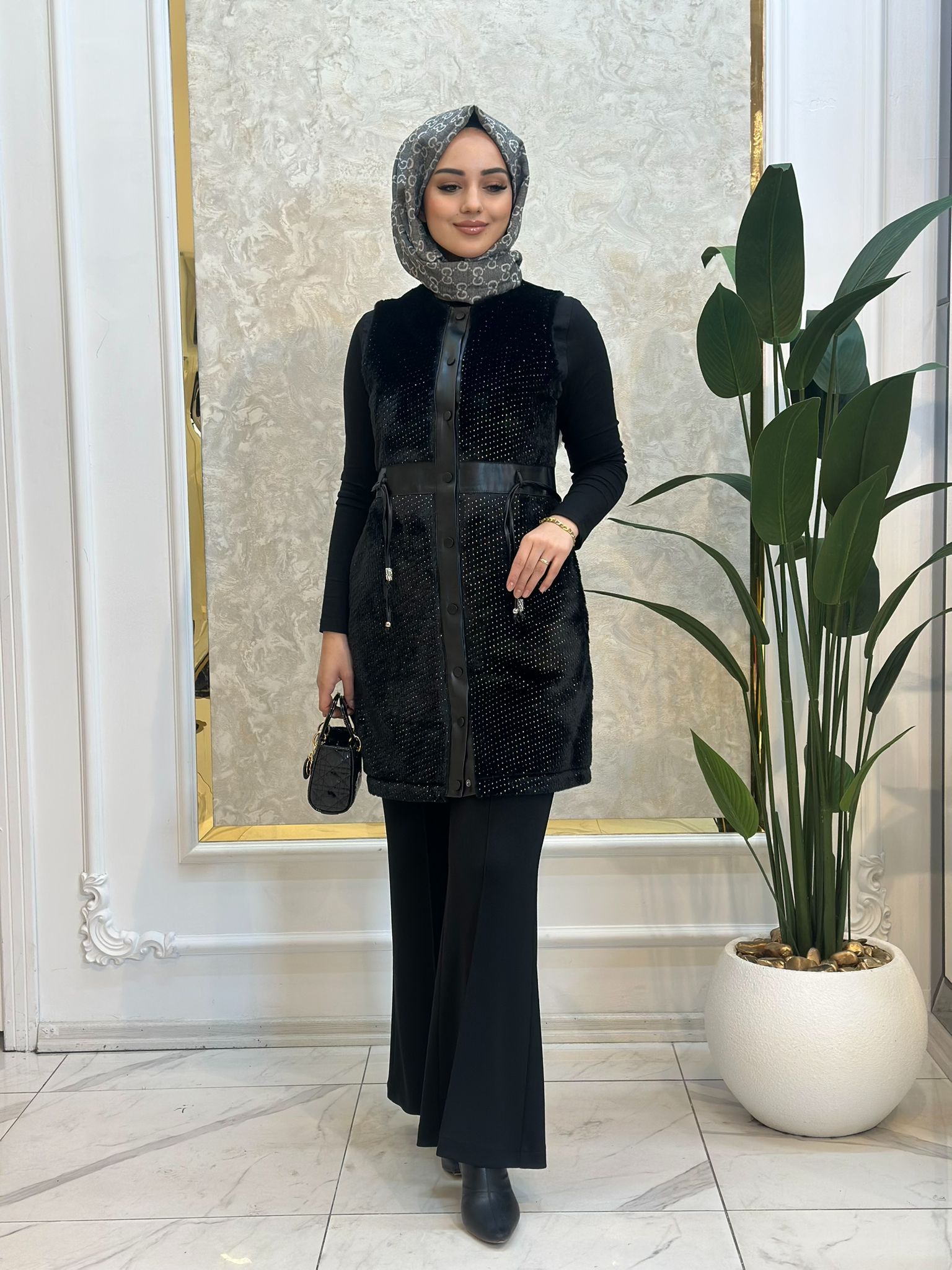 Gümüş Det.Kürk Yelek-Tac 4103