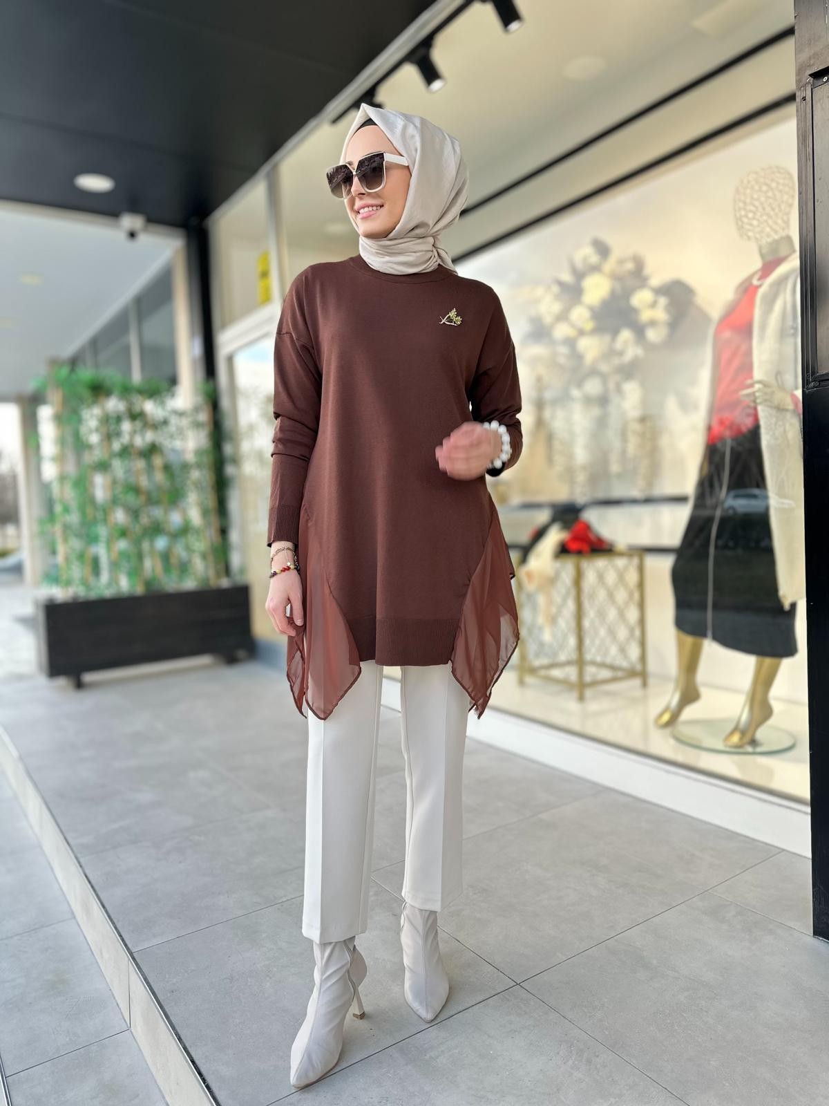 Yırtmaçlı Bisiklet Yaka Tunik-Tac 1401