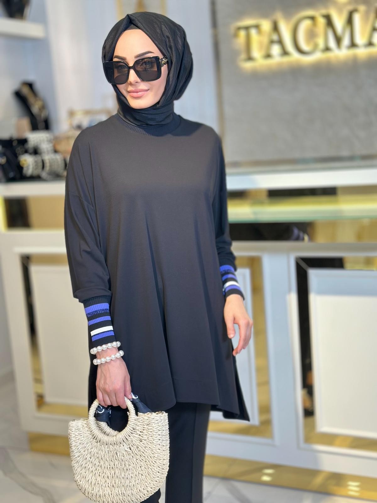 Manşetleri Çizgili Tunik-Tac 3067 - SİYAH