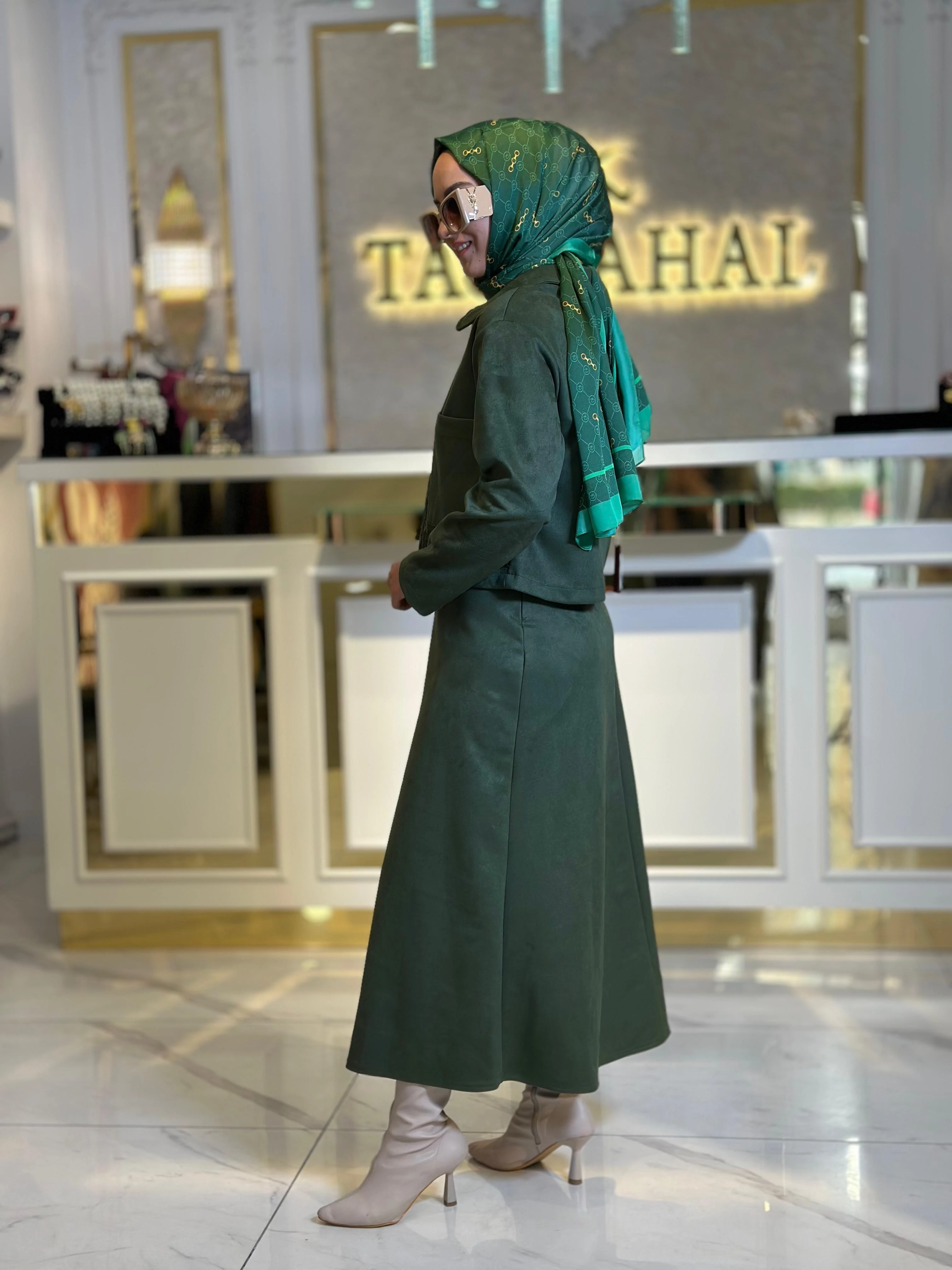 Süet Etekli Takım-Tac 14396